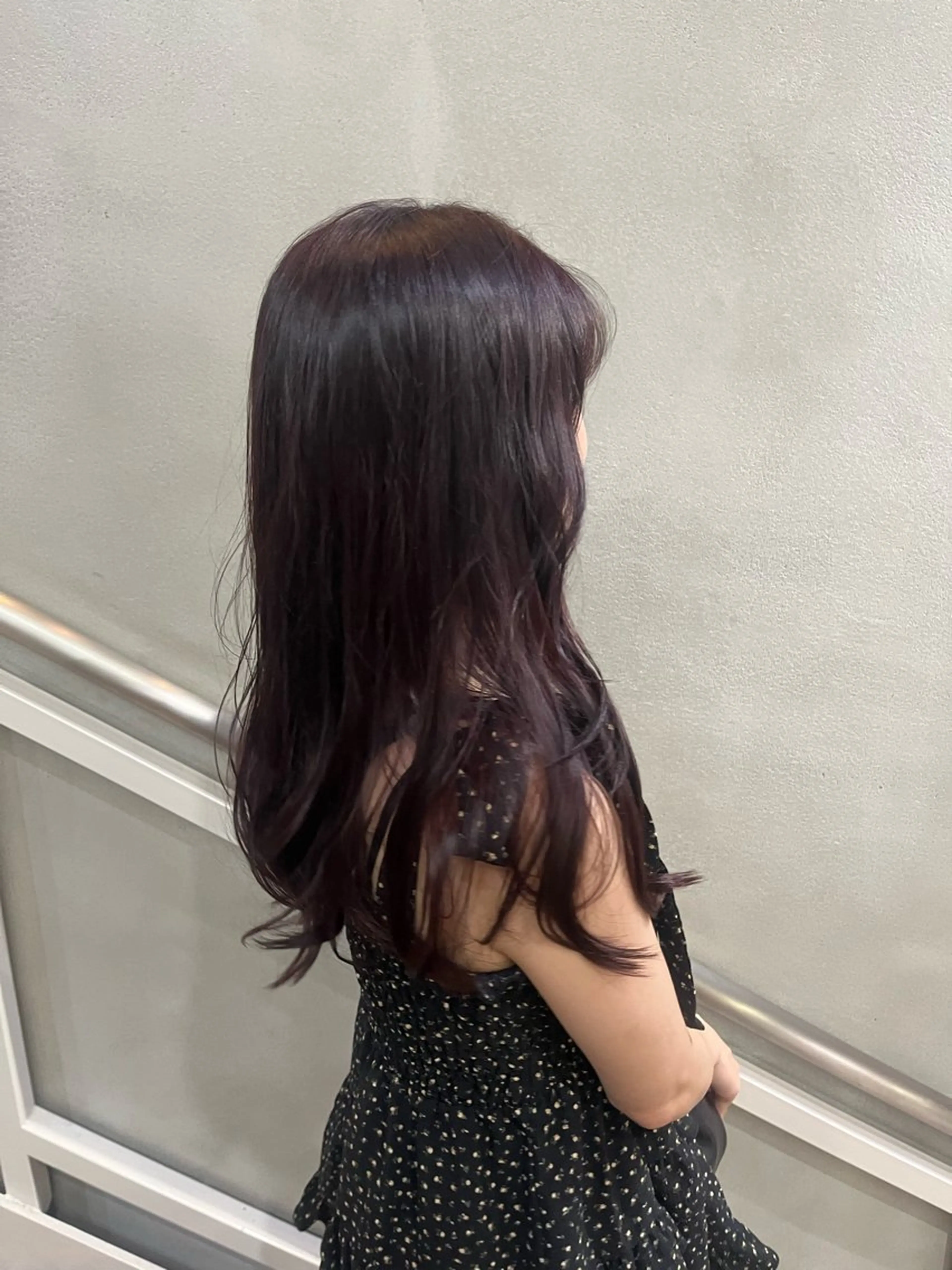 ロング 佐藤 永夏のヘアスタイル