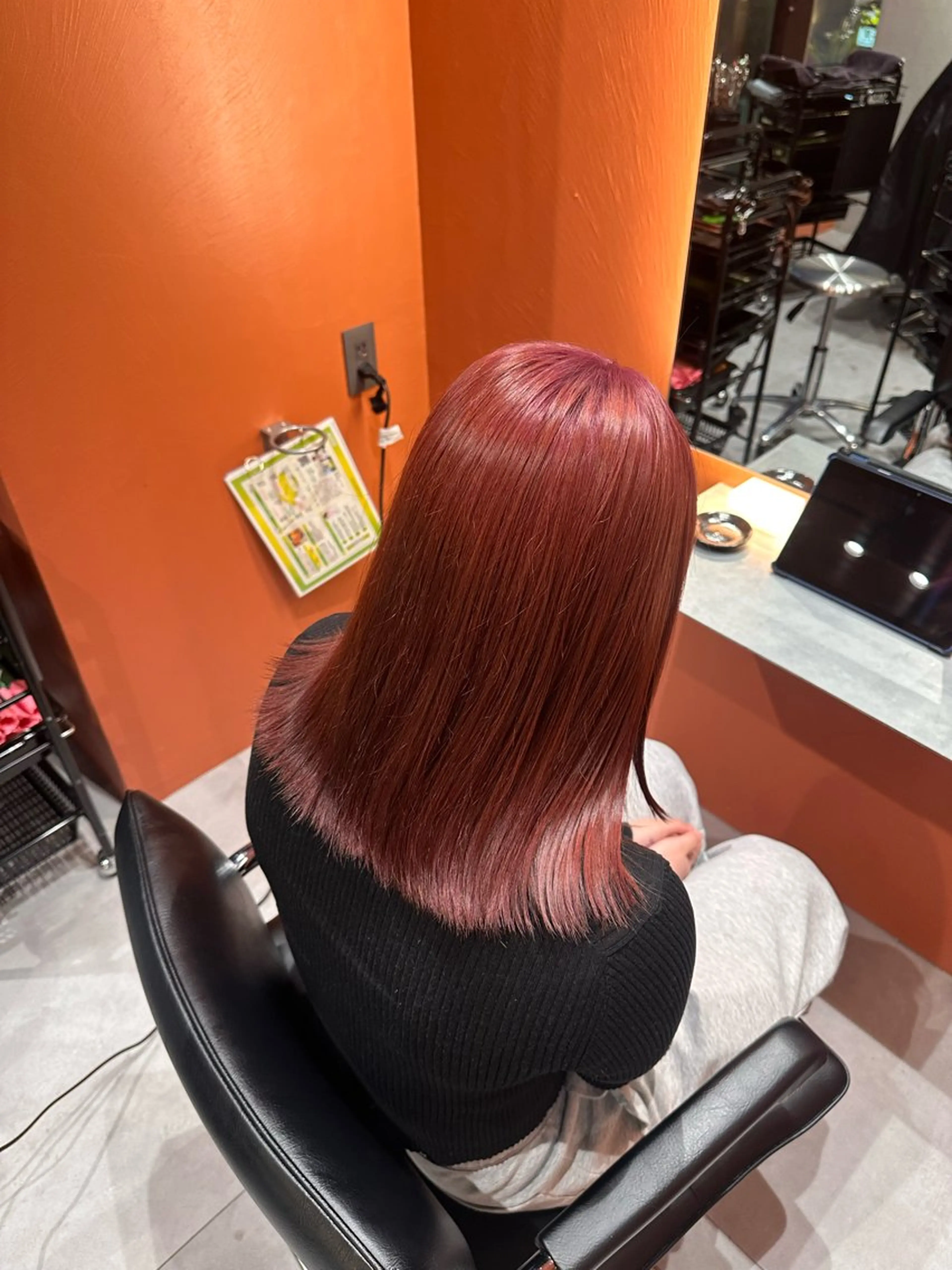 ミディアム カラー ピンクカラー ヘアカラー ✨ハイトーンカラー 💫ayumuのヘアスタイル