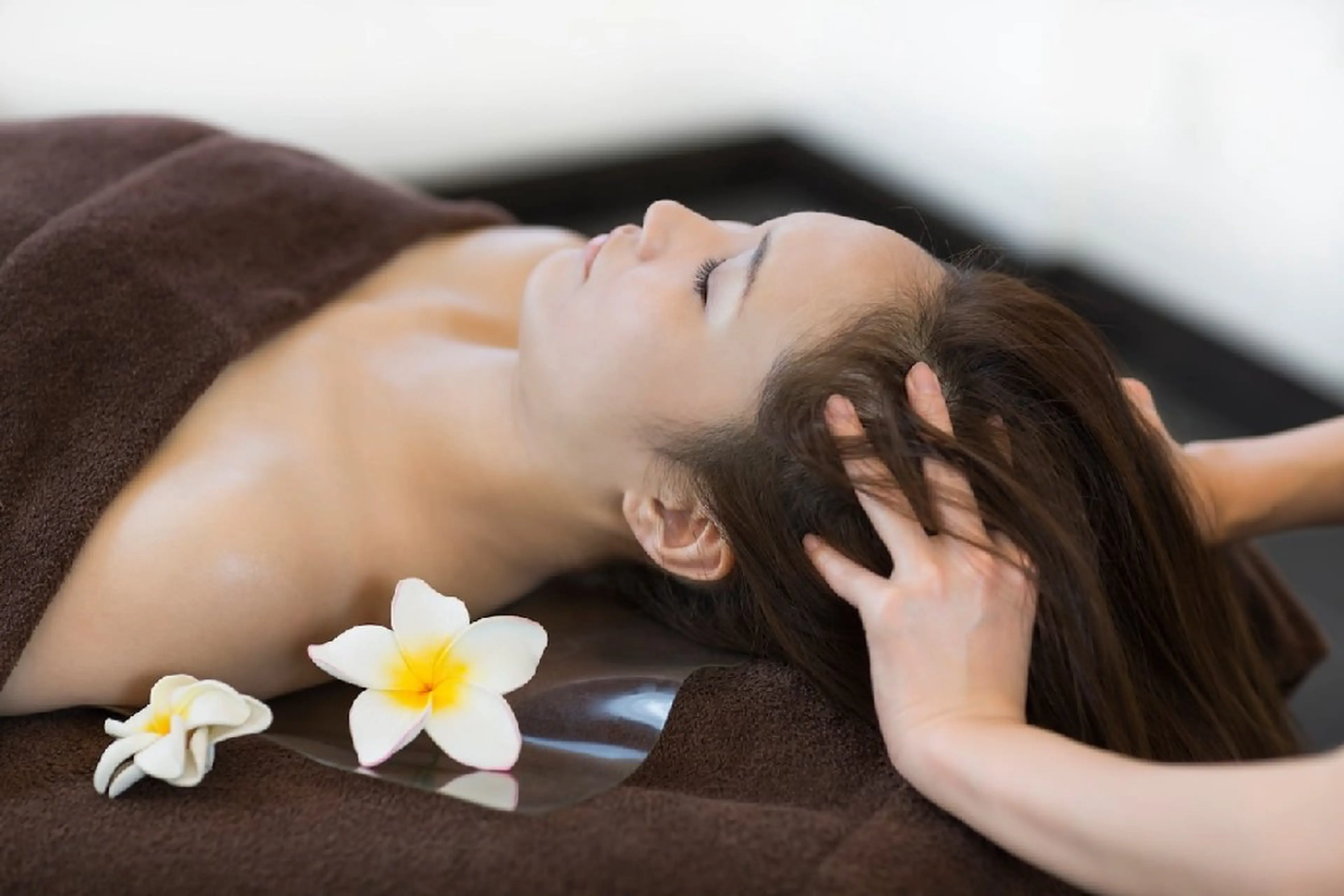 ドライヘッドスパ【腕、デコルテつき】40分¥5,000➡️¥4,000の写真