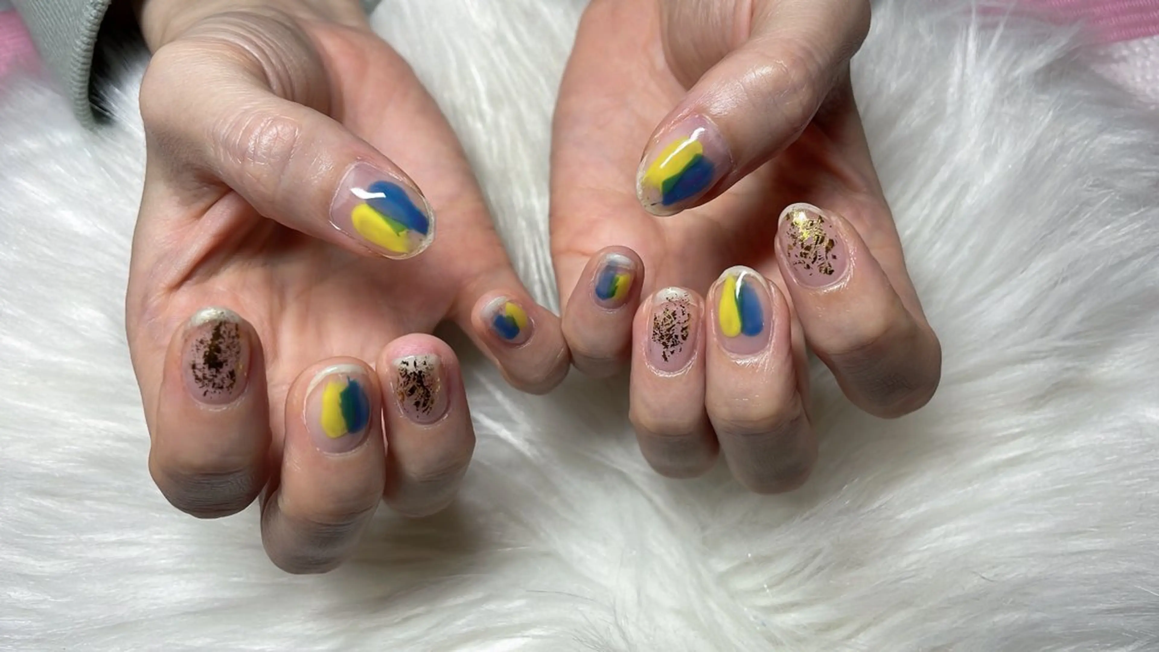 ネイル Amoureuse Satomiのネイルデザイン