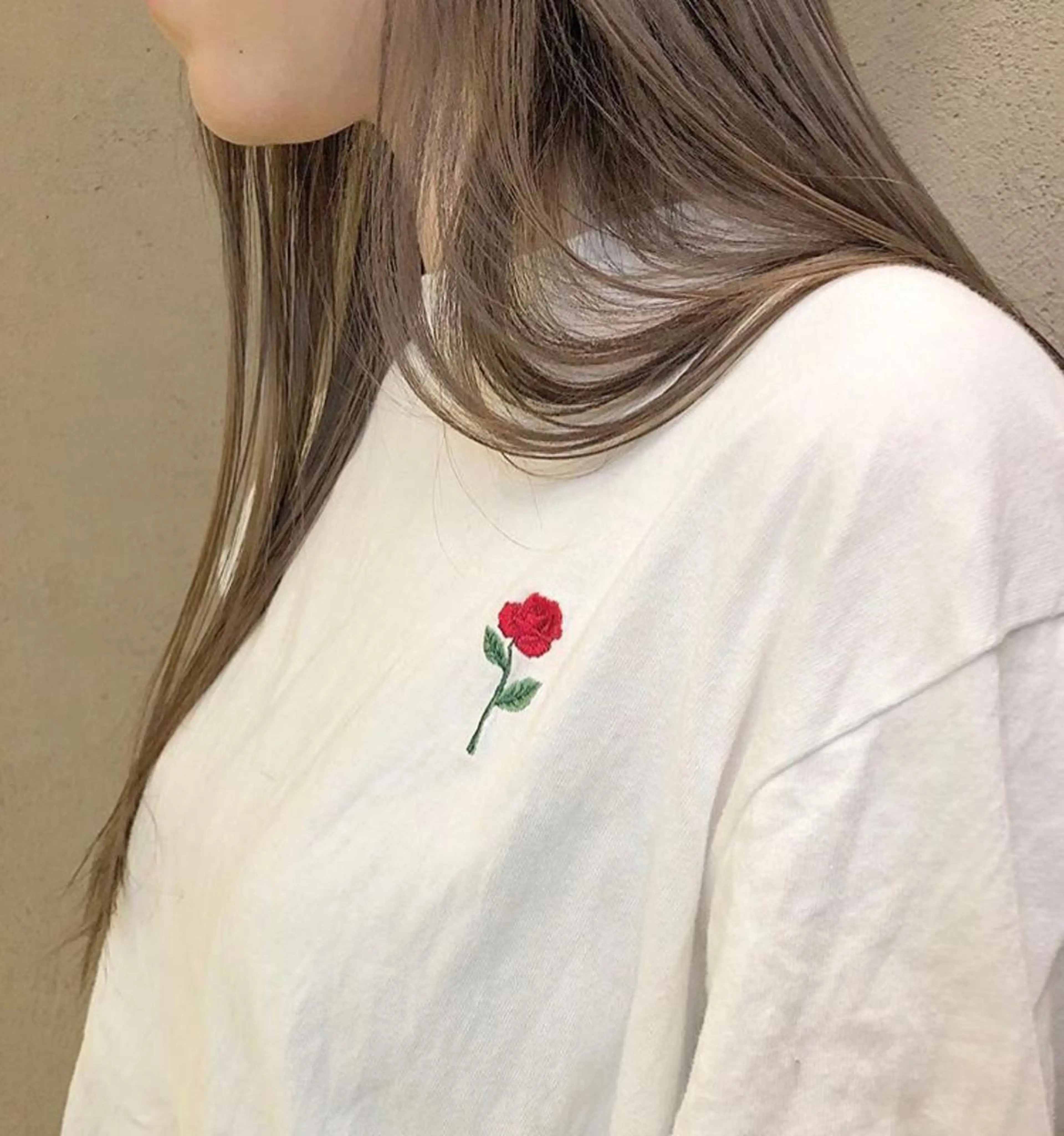 カラー ブリーチ カット ヘアカラー トリートメント ウルフカット 811 大阪梅田 ウルフのヘアスタイル