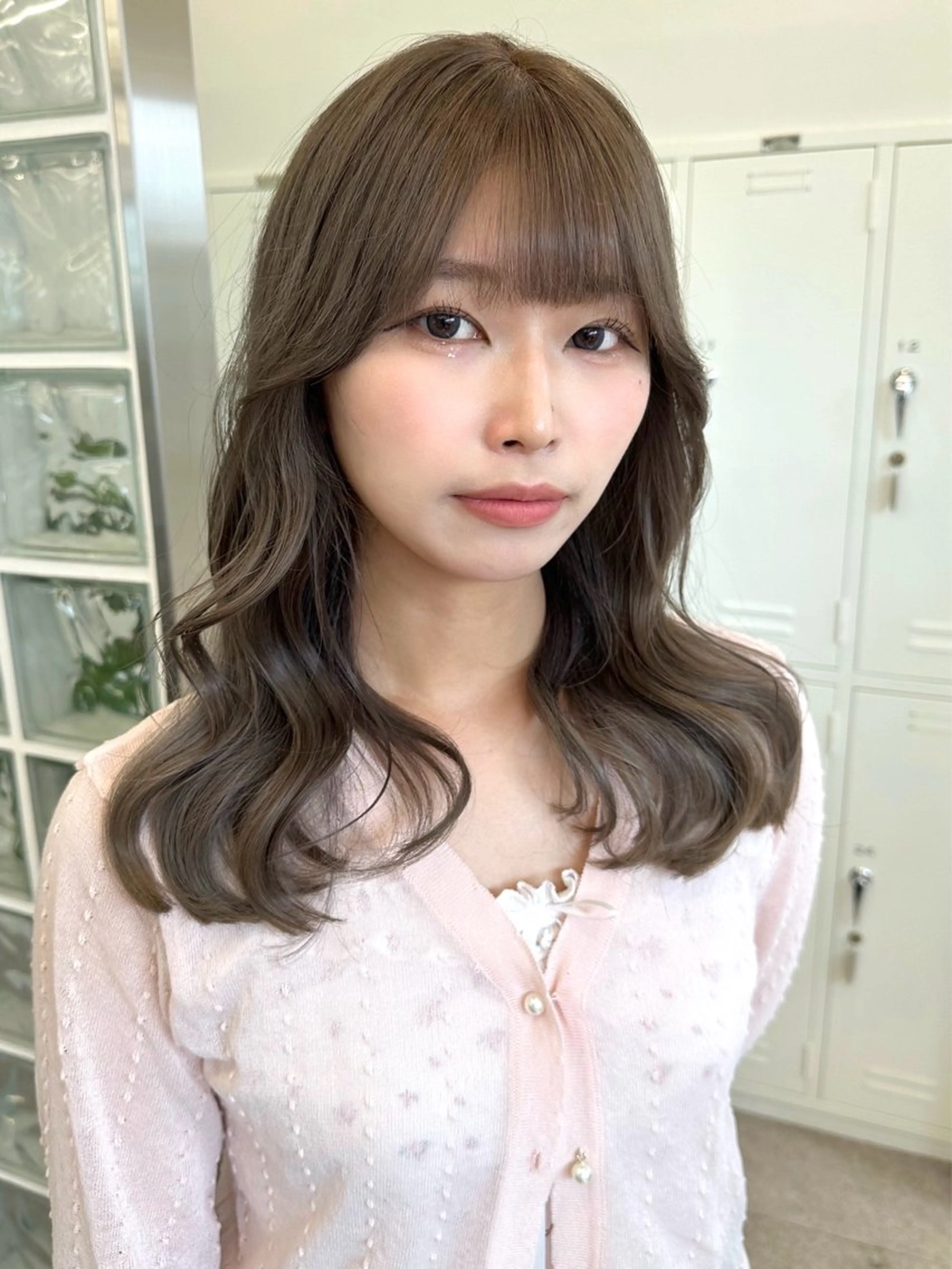 セミロング カット 原宿ブリーチカラー /三藤みさきのヘアスタイル