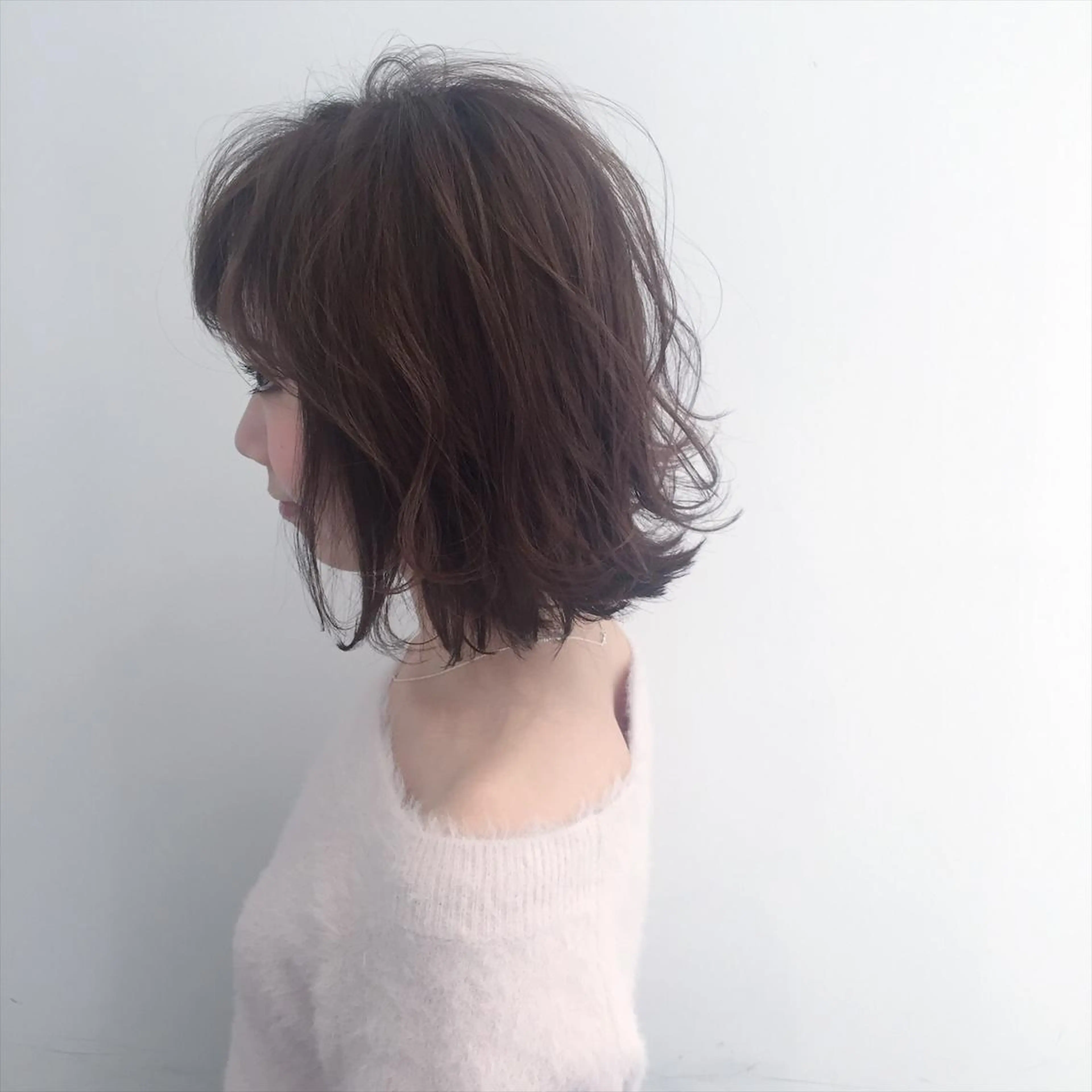 ミディアム ボブ 佐藤 旭のヘアスタイル