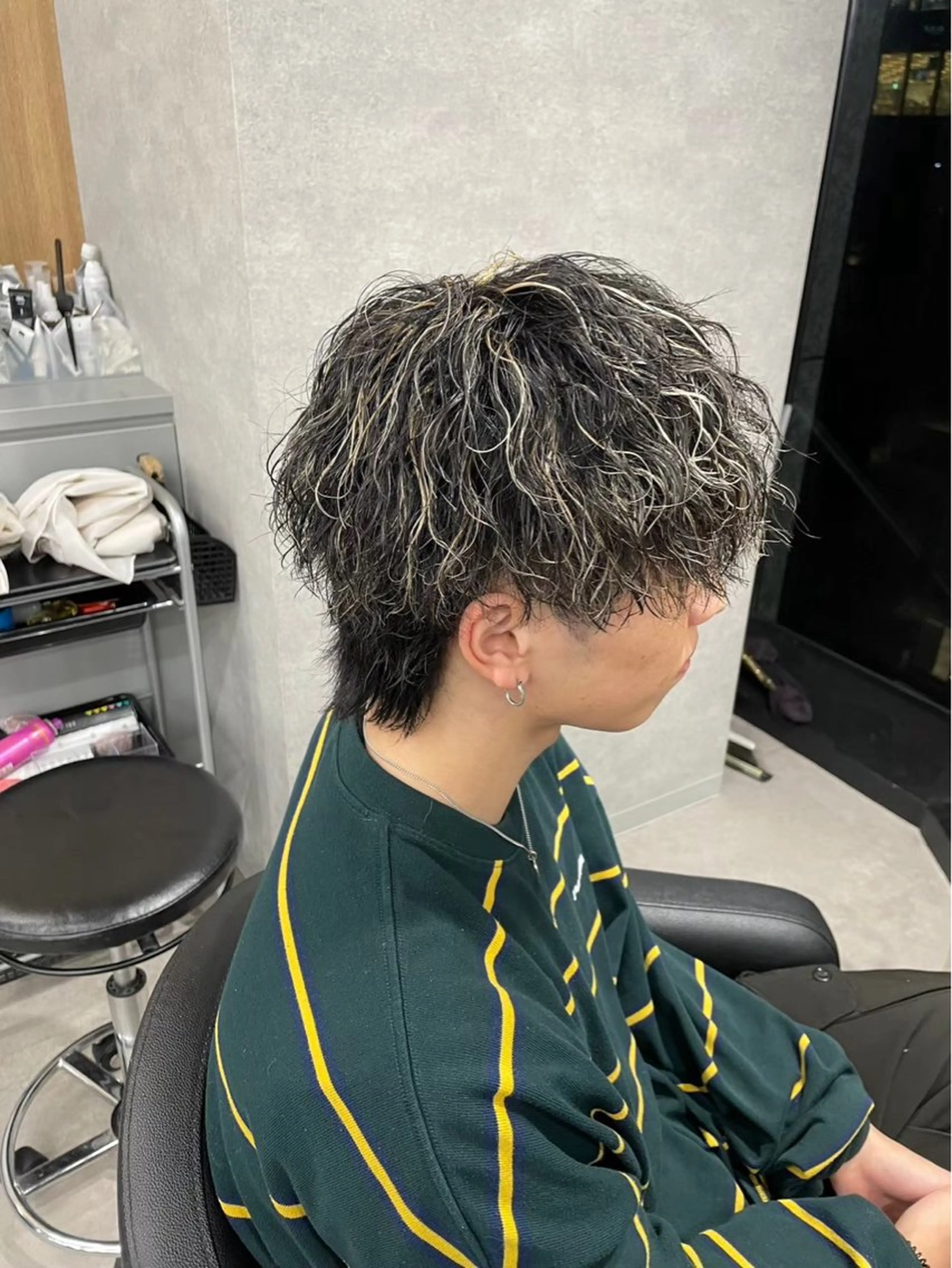 カラー パーマ メンズ メンズハイライト メンズパーマ ツイストスパイラルパーマ 波巻きパーマ ハイライトカラー 🔥 メンズ 特化🔥RAIのヘアスタイル
