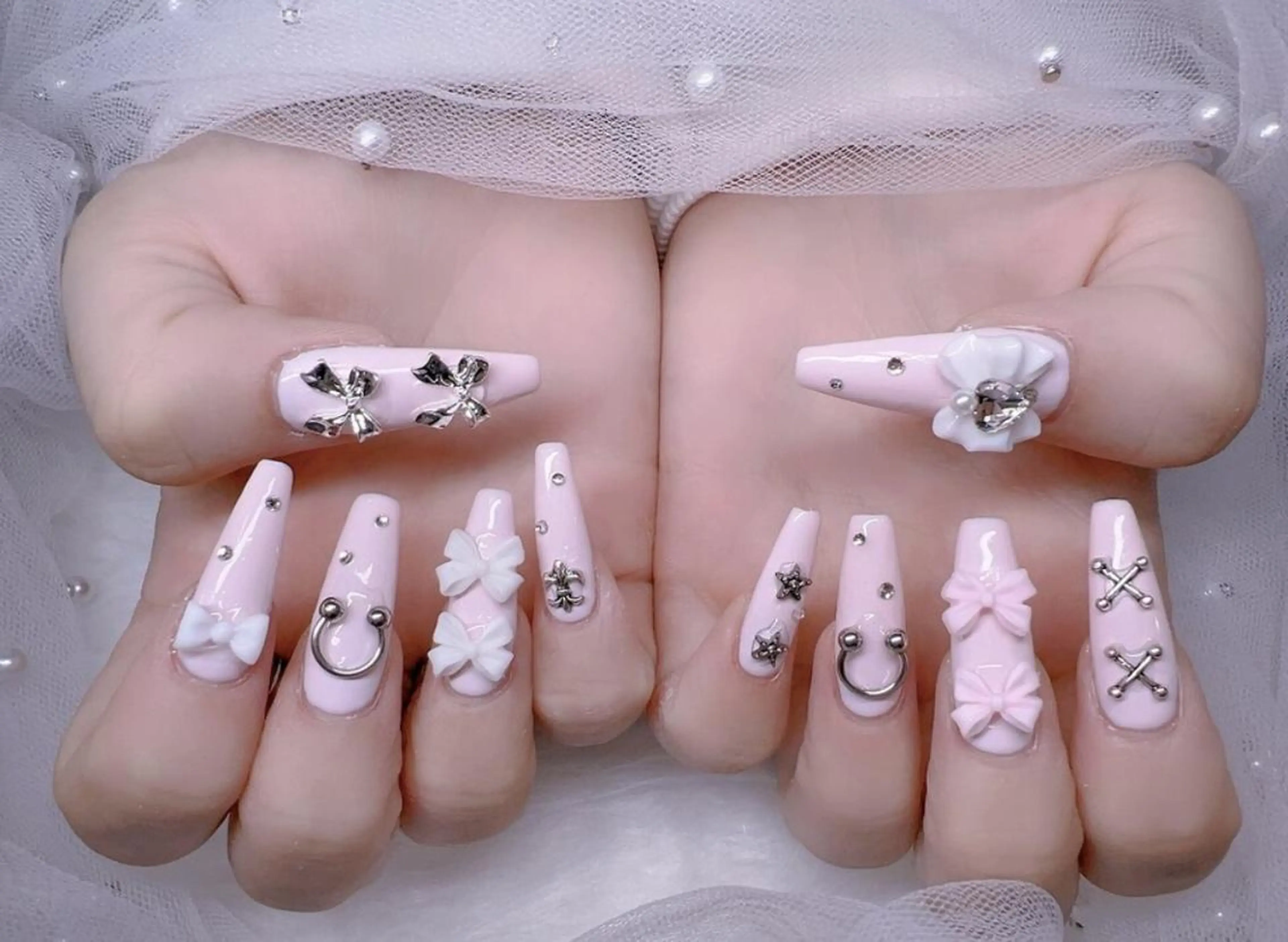 ネイル 🐳彩羽チップ 長さだし専門🐳のネイルデザイン