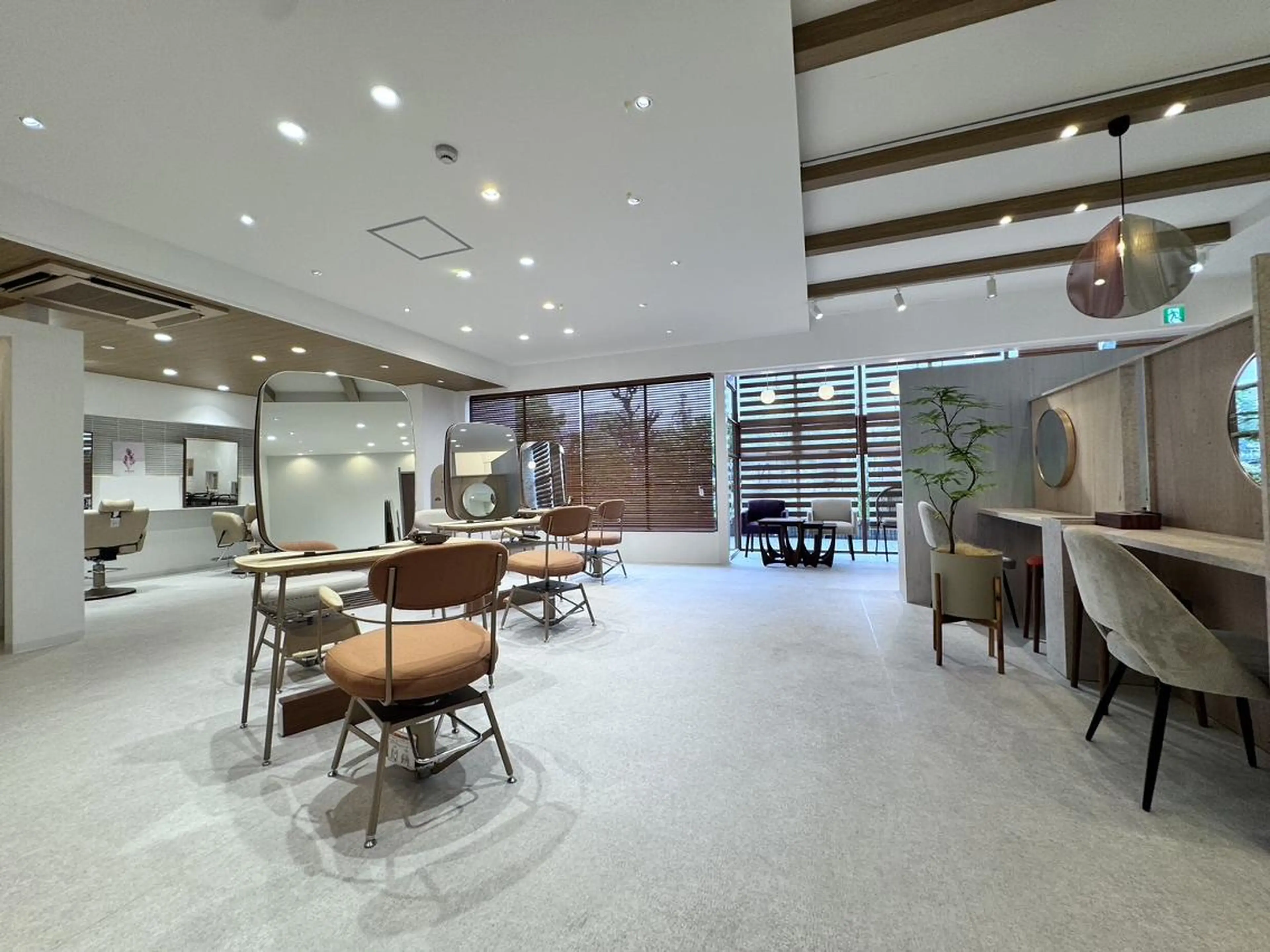 siie by LILIA.のヘアスタイル