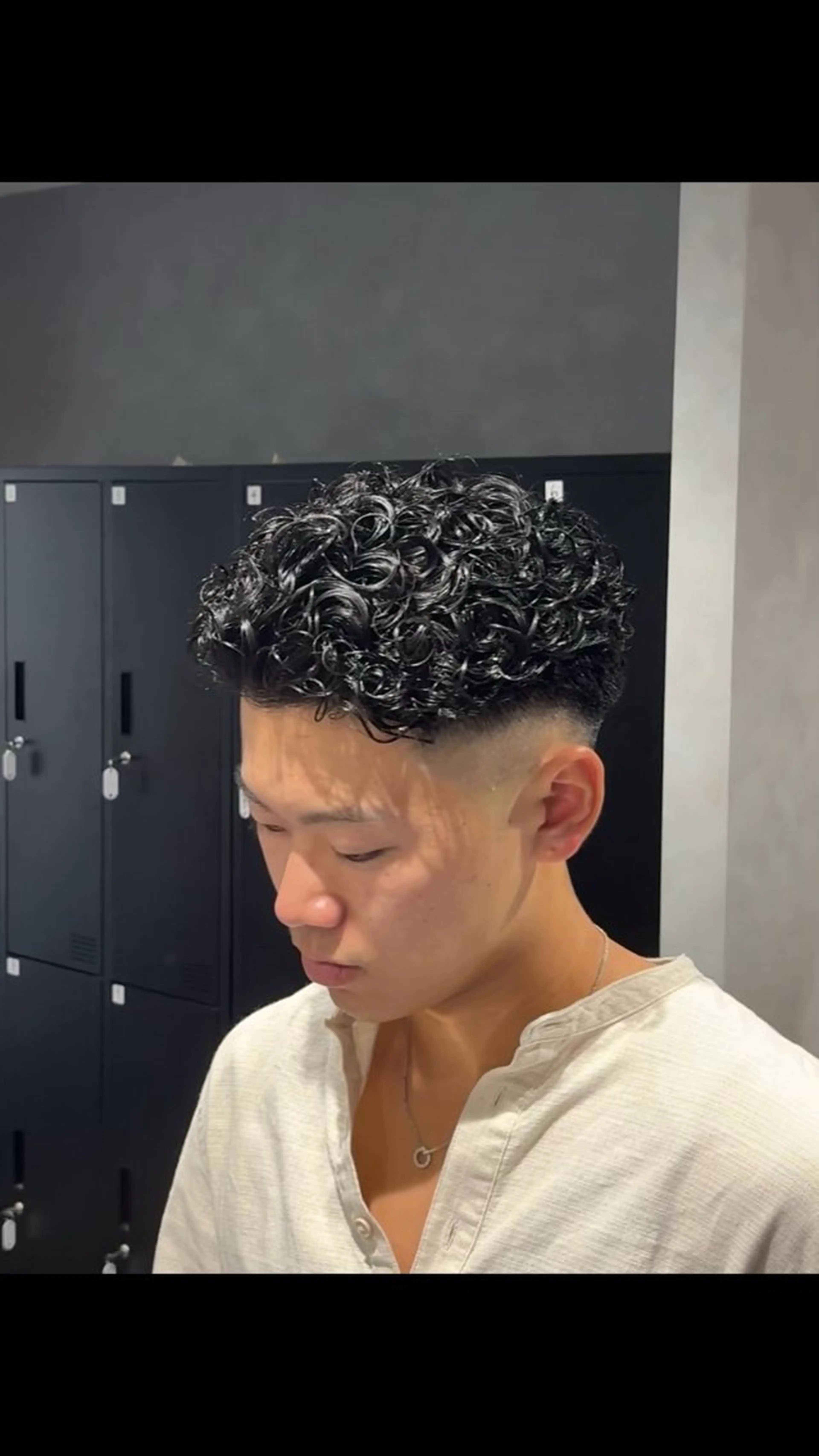 ショート パーマ メンズ オールバック メンズパーマ カット パーマ メンズパーマ特化 美容師kouyaのヘアスタイル