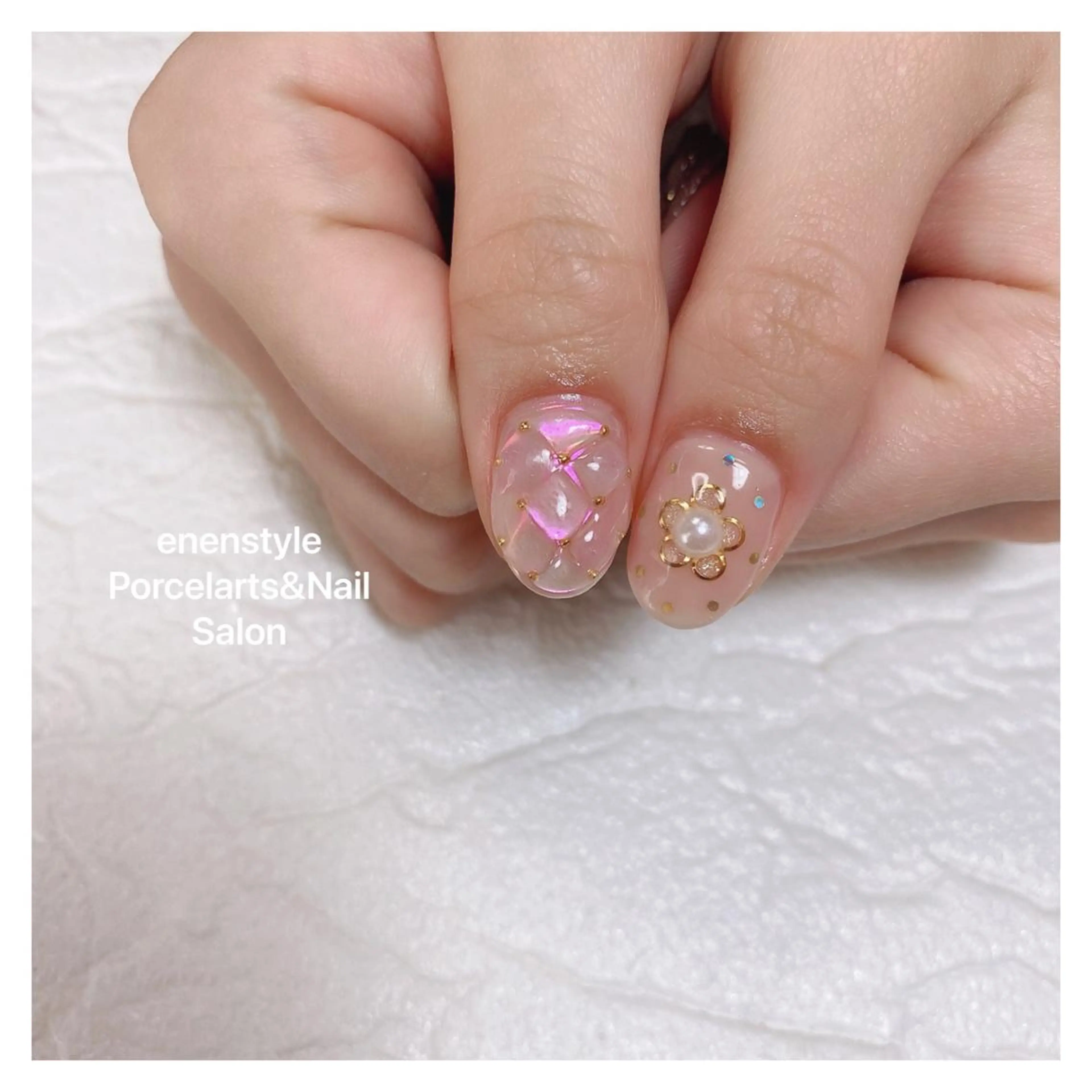 ミディアム ヘアアレンジ ネイル ハンドネイル 👑enen style👑のネイルデザイン