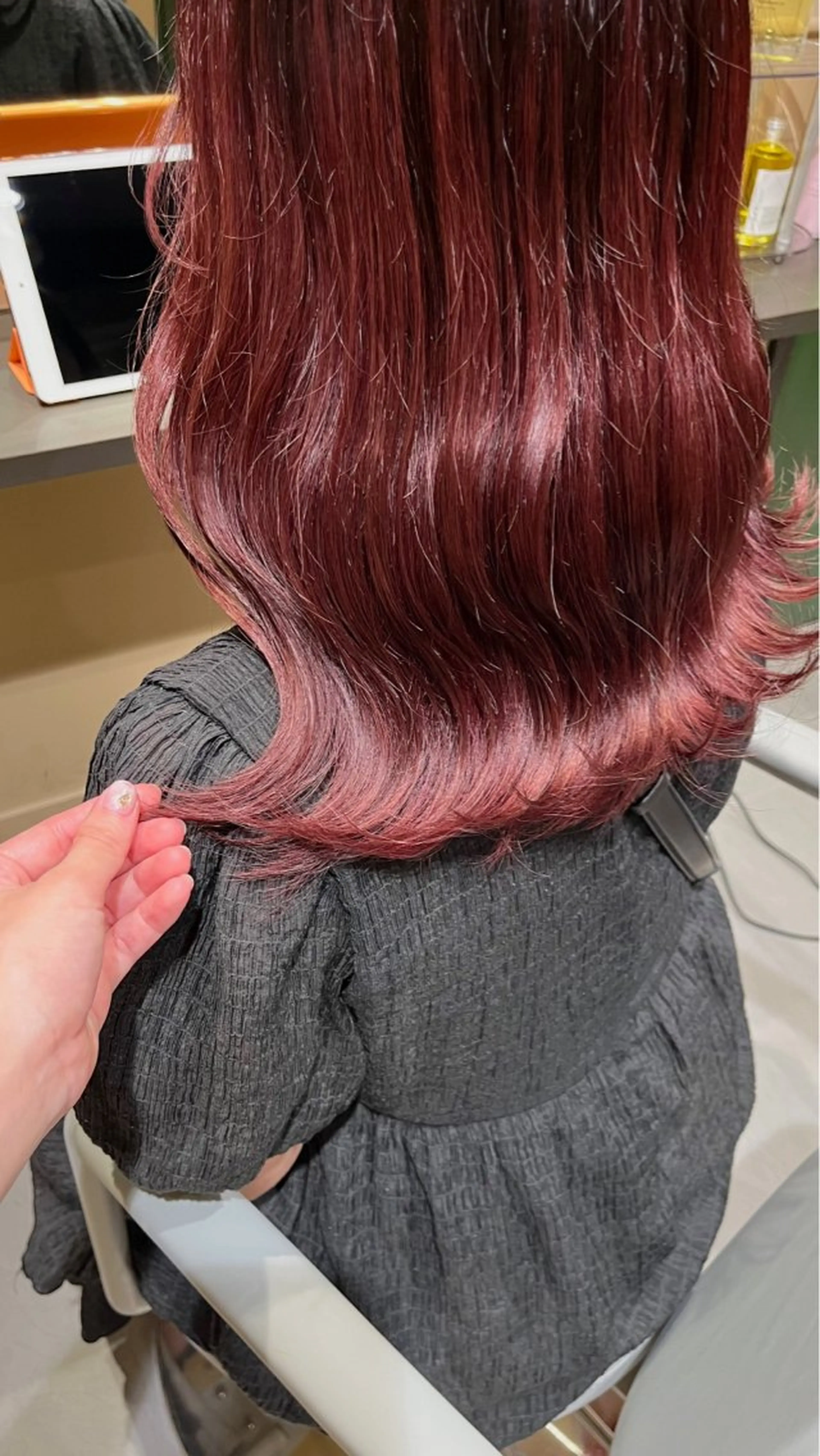 セミロング カラー 🫧tomoka 透明感カラー🫧のヘアスタイル