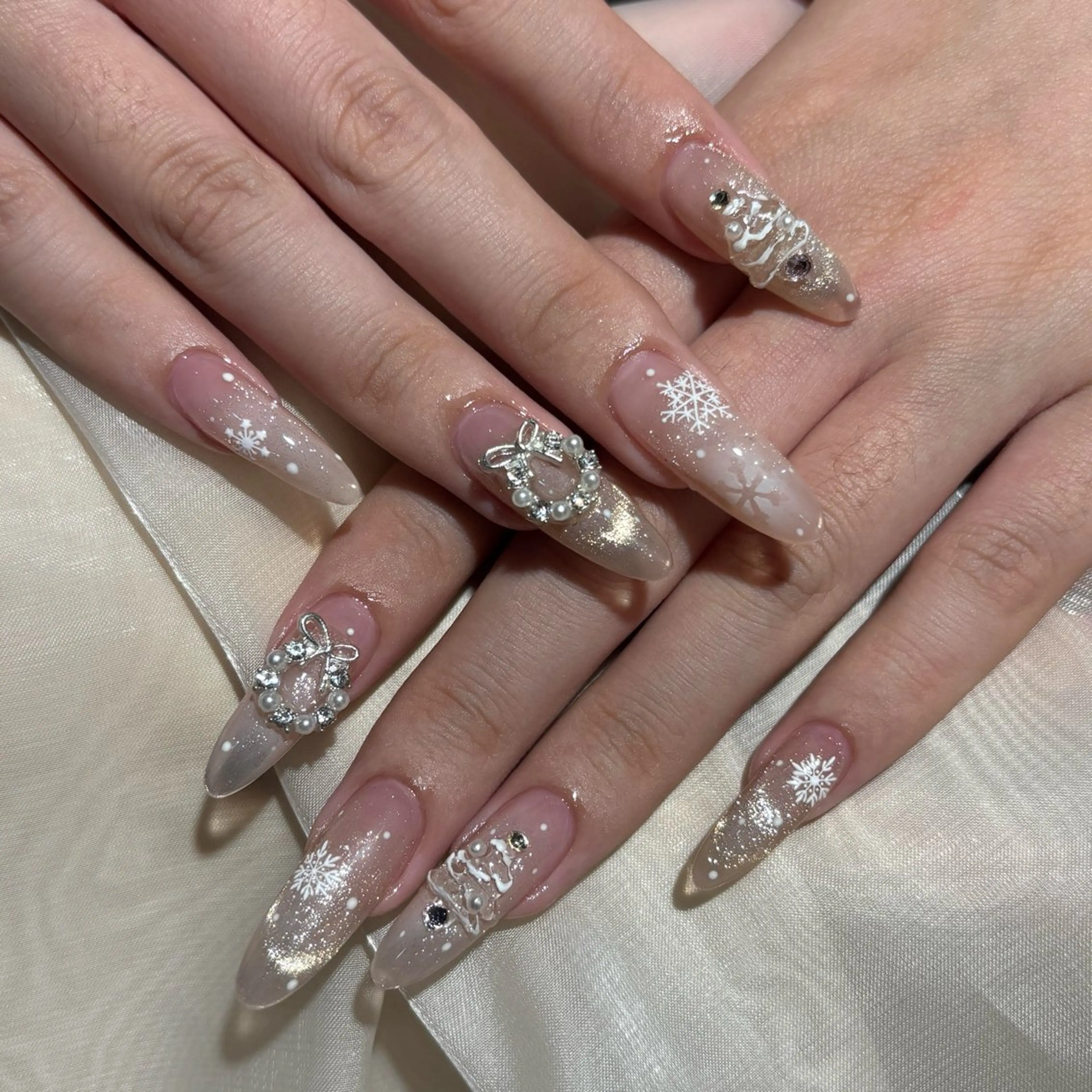 ネイル ハンドネイル ハンドケア FuFu.Nail 2️⃣番のネイルデザイン