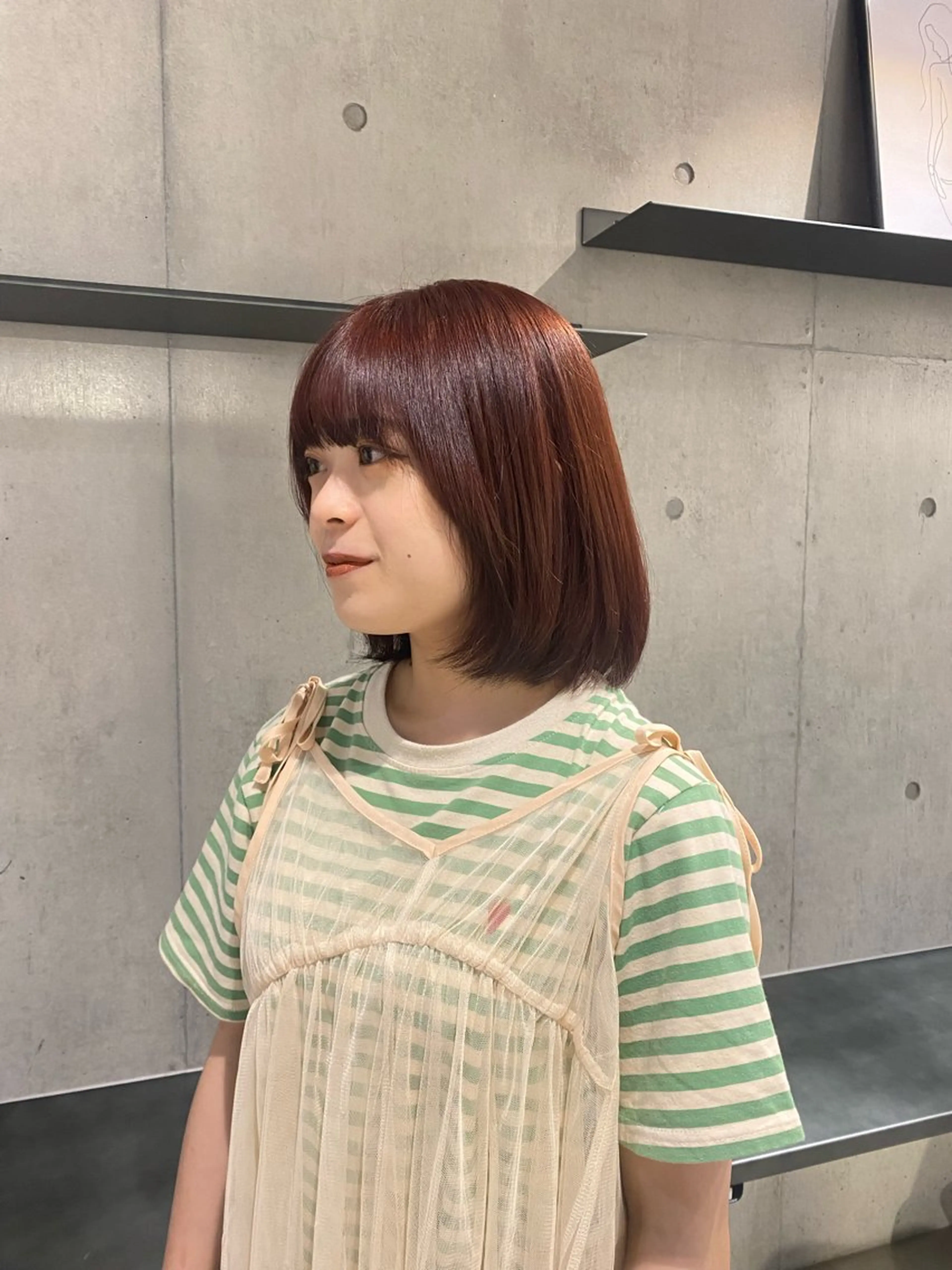 ショート カラー ヘアアレンジ ヘアカラー トリートメント ボブ艶モテカラー🫧 カリンのヘアスタイル