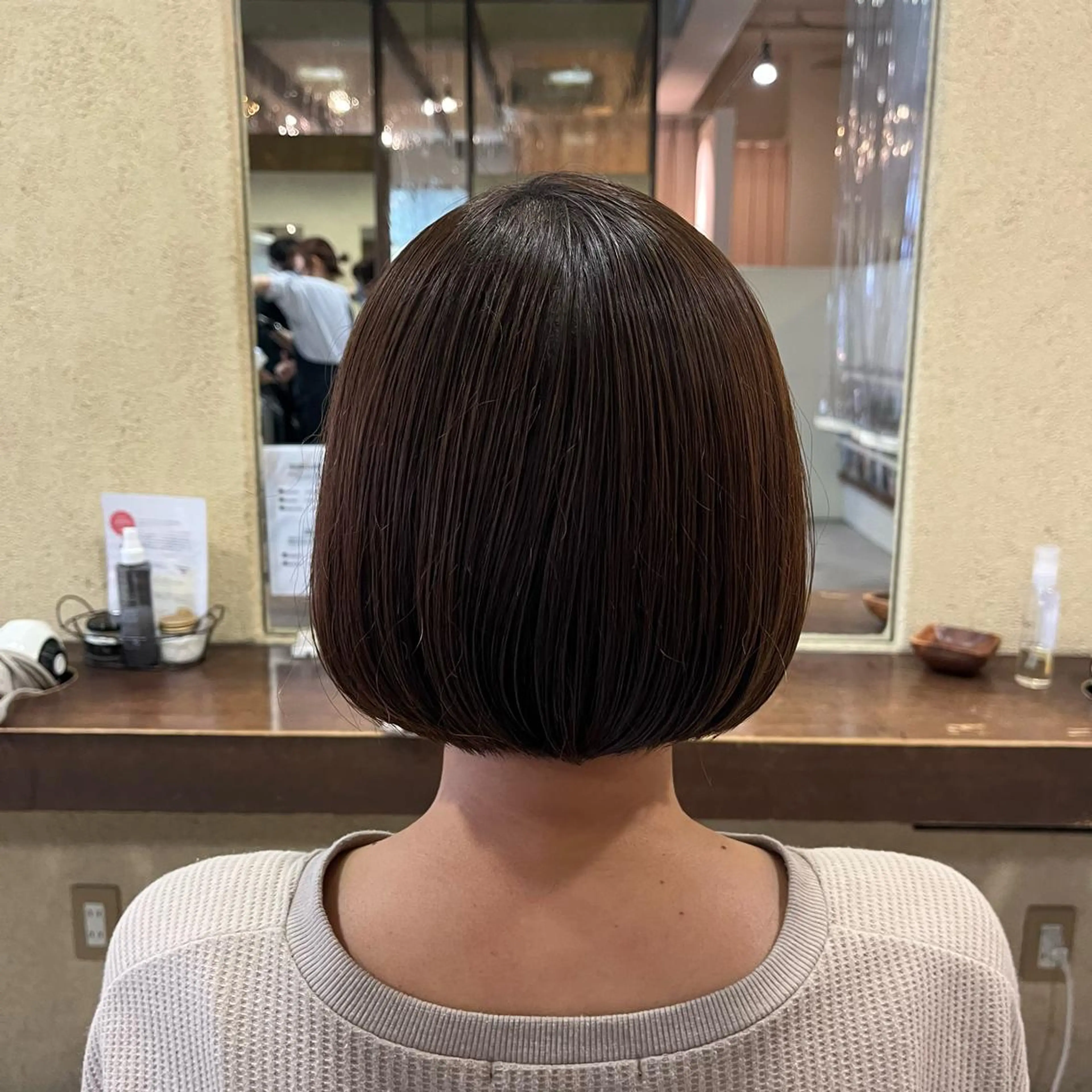 ショート SUZUNO🤎ボブ レイヤー🫧顔周りのヘアスタイル