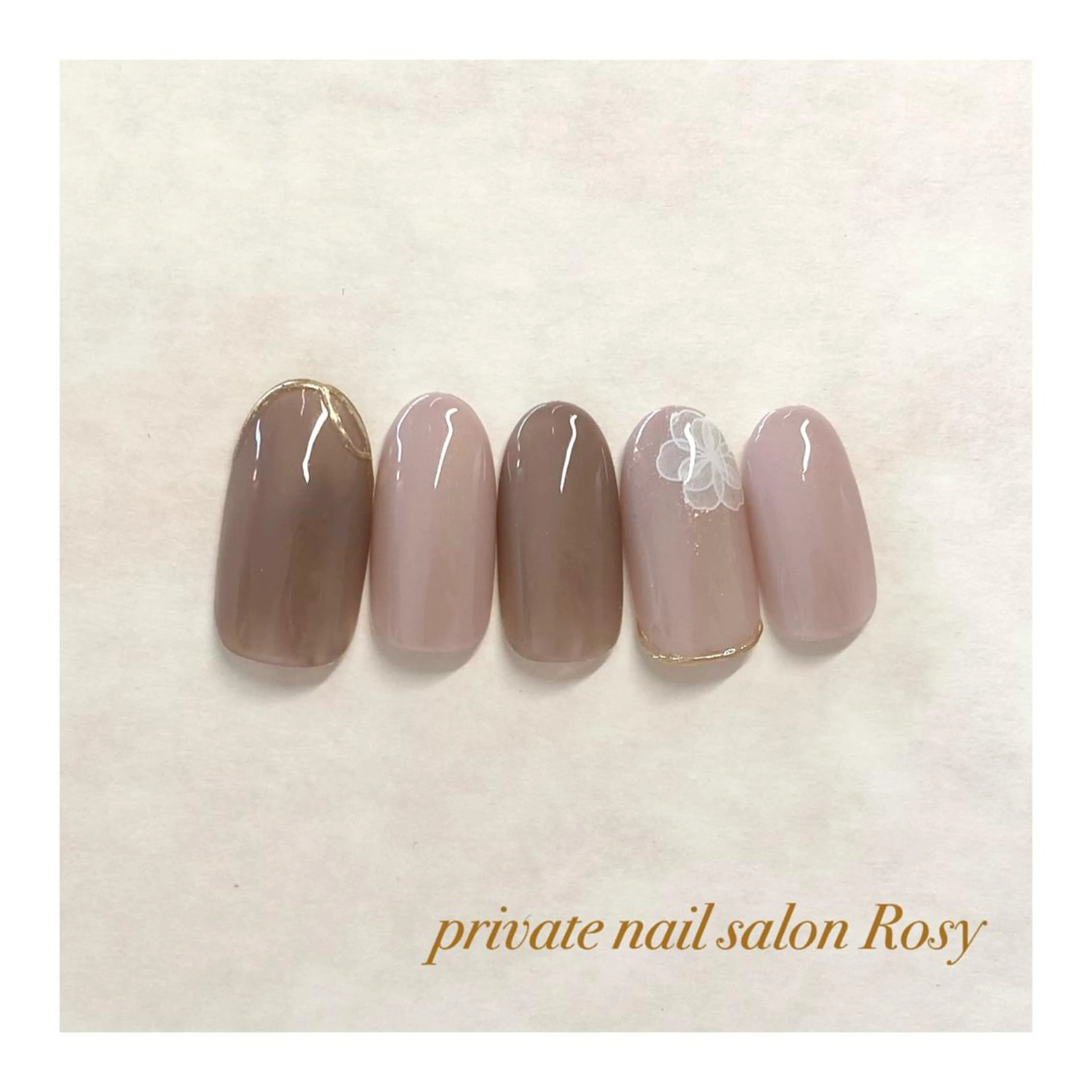ネイル 🌹 𝕄𝕒𝕚のネイルデザイン