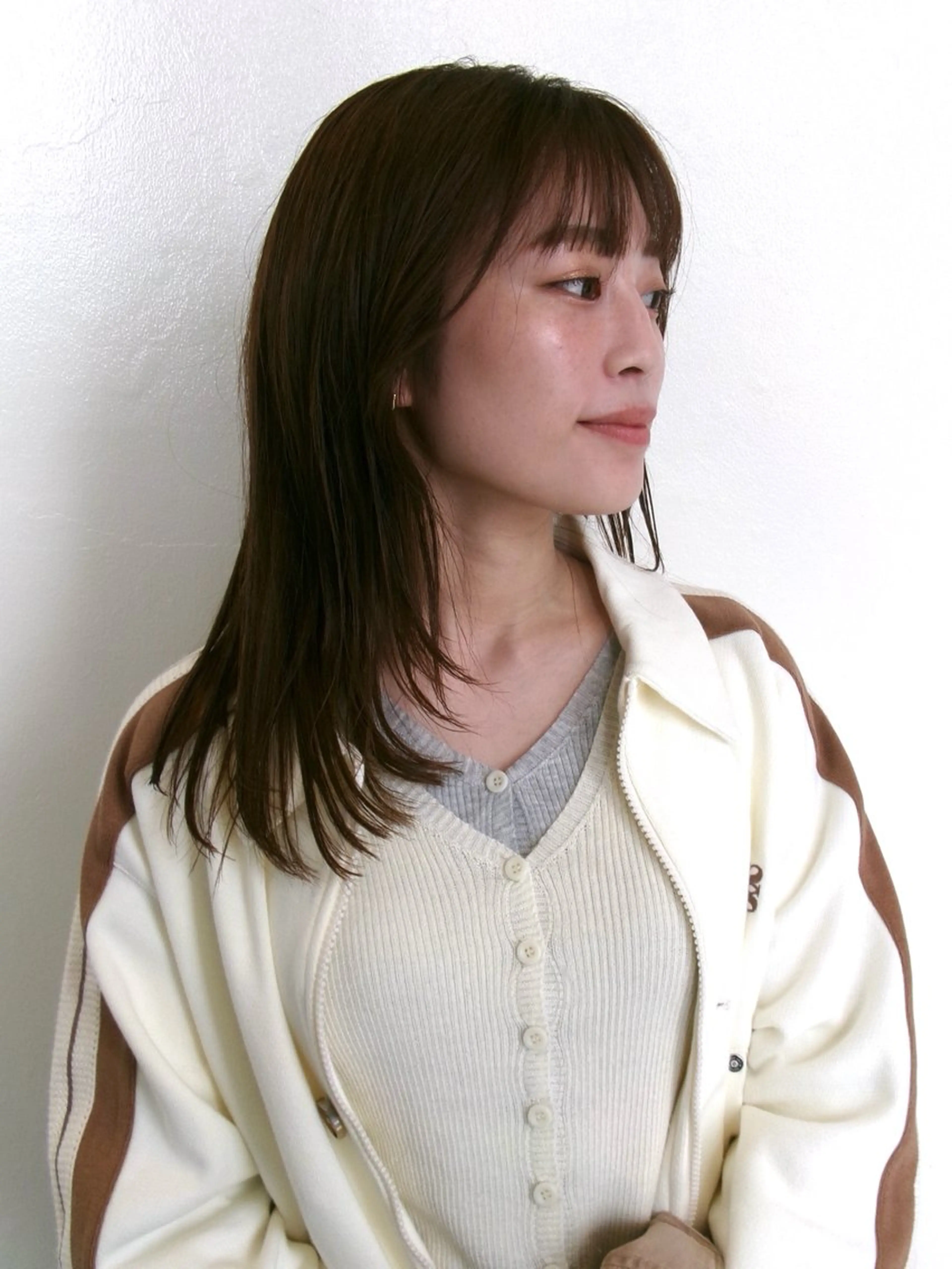 ミディアム カット ヘアカラー トリートメント レイヤー/ボブ/ 透明感カラー/ニワのヘアスタイル