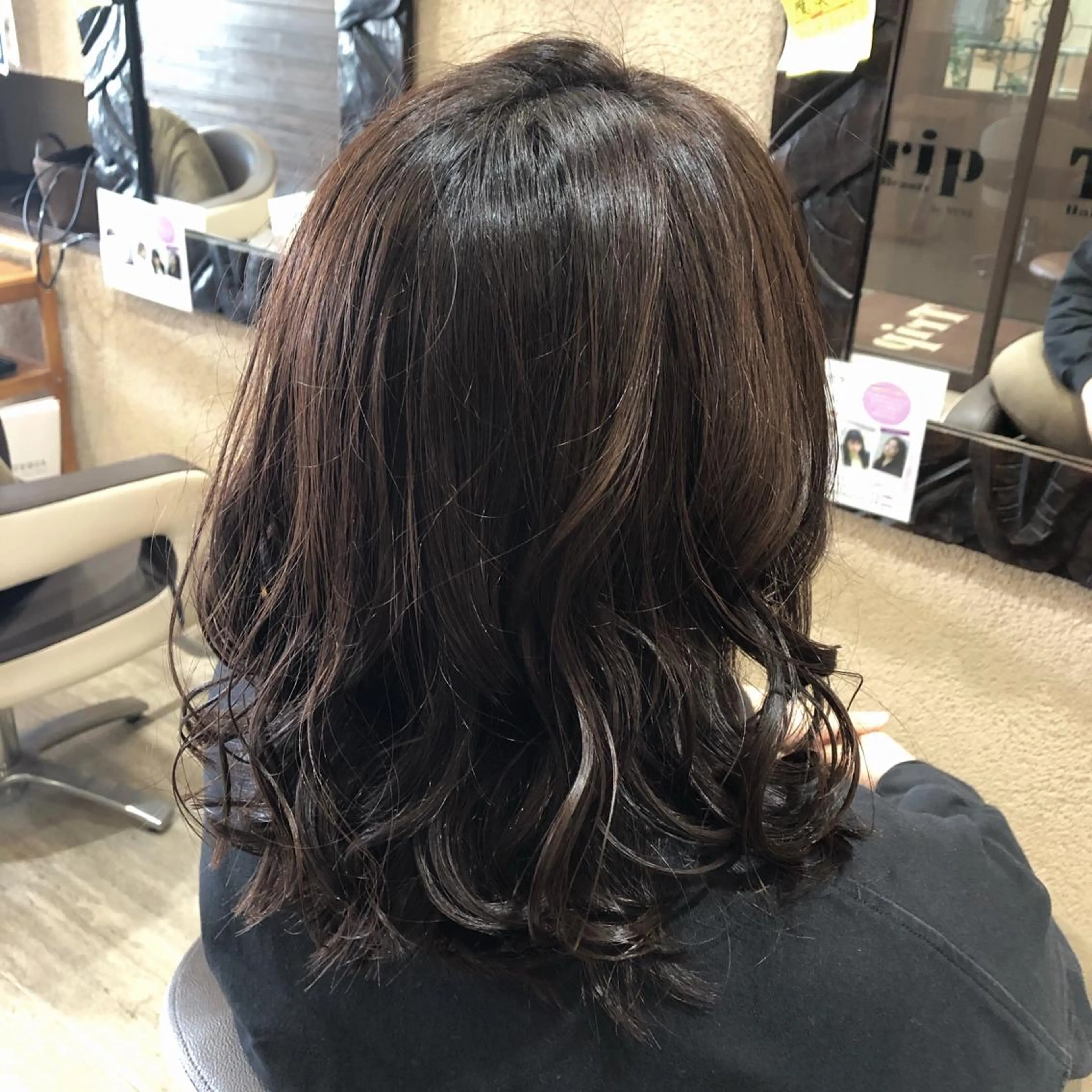 ミディアム カラー 透明感カラー エドルカラー グレージュ カット ヘアカラー トリートメント 森田 真由のヘアスタイル