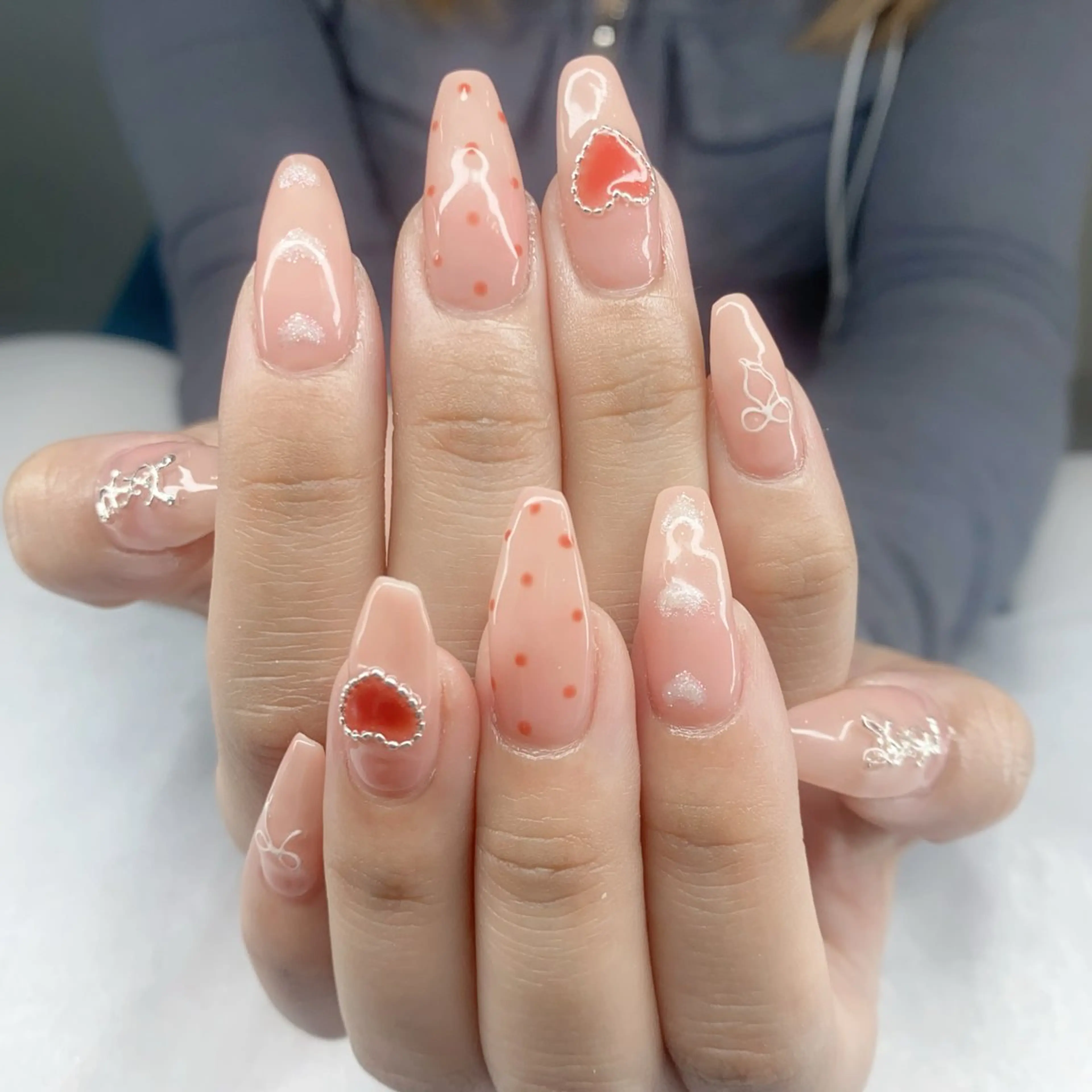 ネイル 長さ出し 韓国ネイル マグネットネイル バレンタイン ワンホンネイル 高橋 真央のネイルデザイン