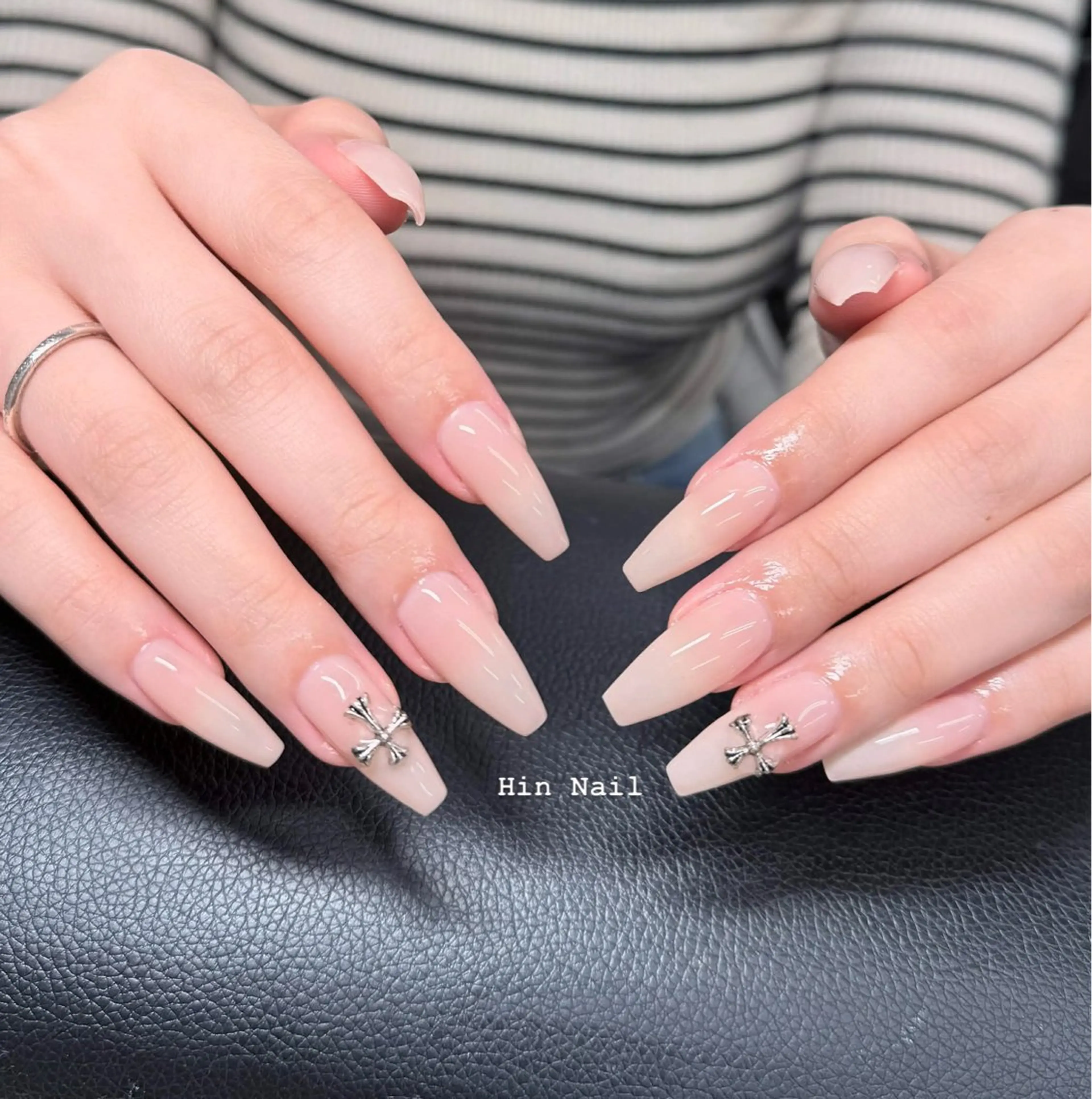 ネイル ハンドネイル HIN NAILのネイルデザイン