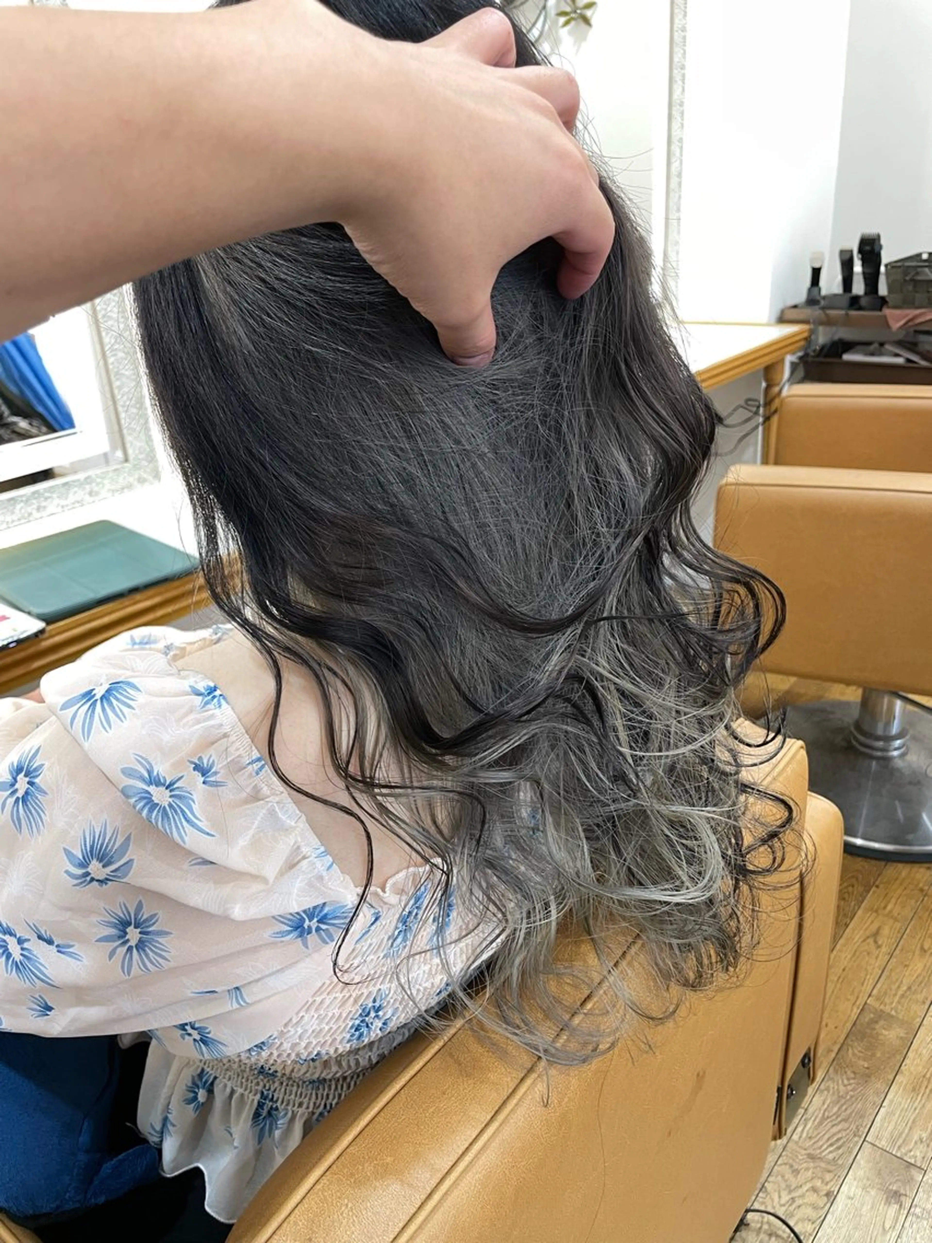 ロング ヘアカラー トリートメント ブリーチ毛矯正.髪質 改善.髪にドラマをのヘアスタイル