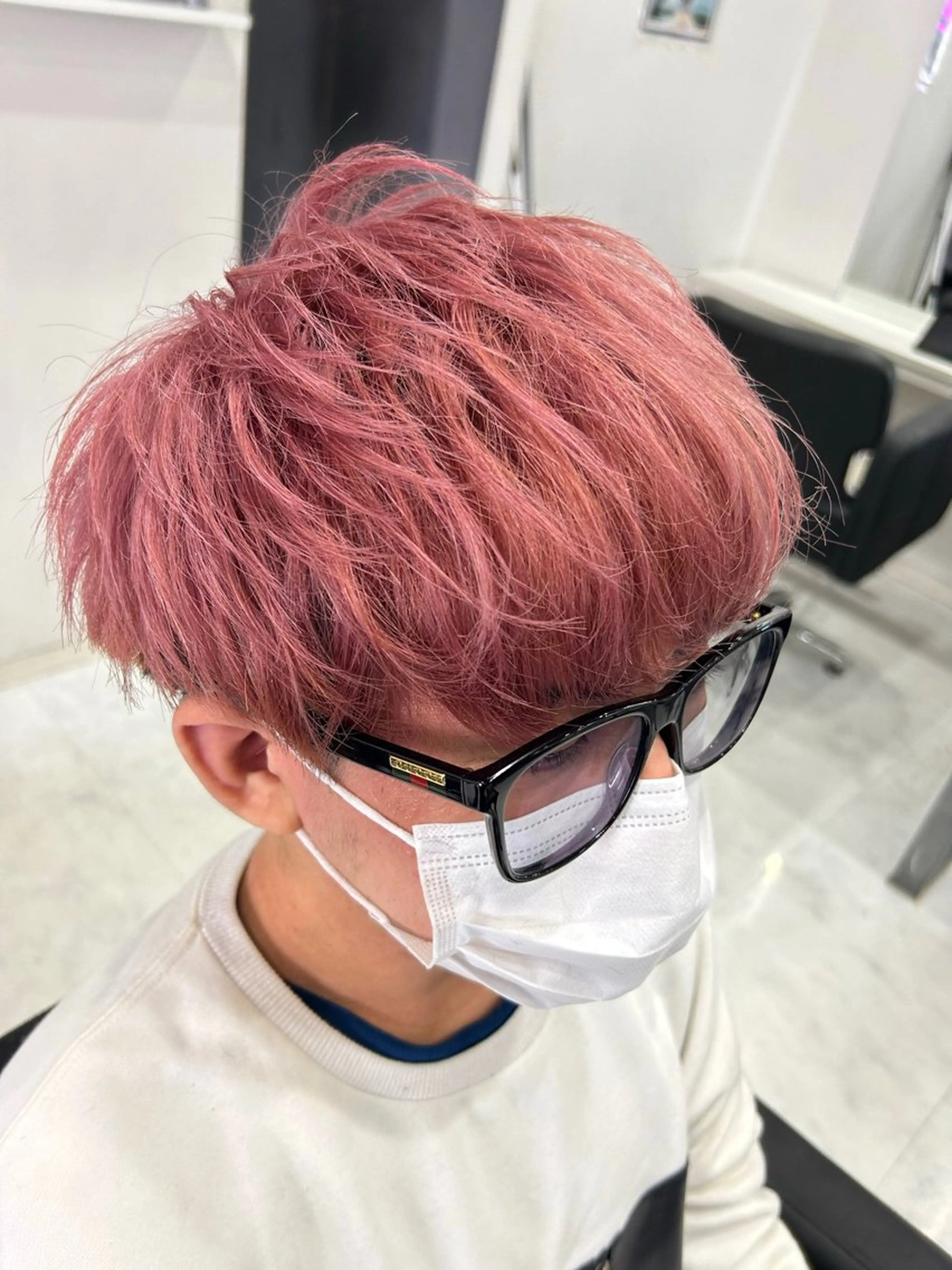 ショート カラー パーマ ヘアアレンジ メンズ カット ヘアカラー トリートメント 🍎パーマ/艶髪 カラー 渡辺一翔のヘアスタイル