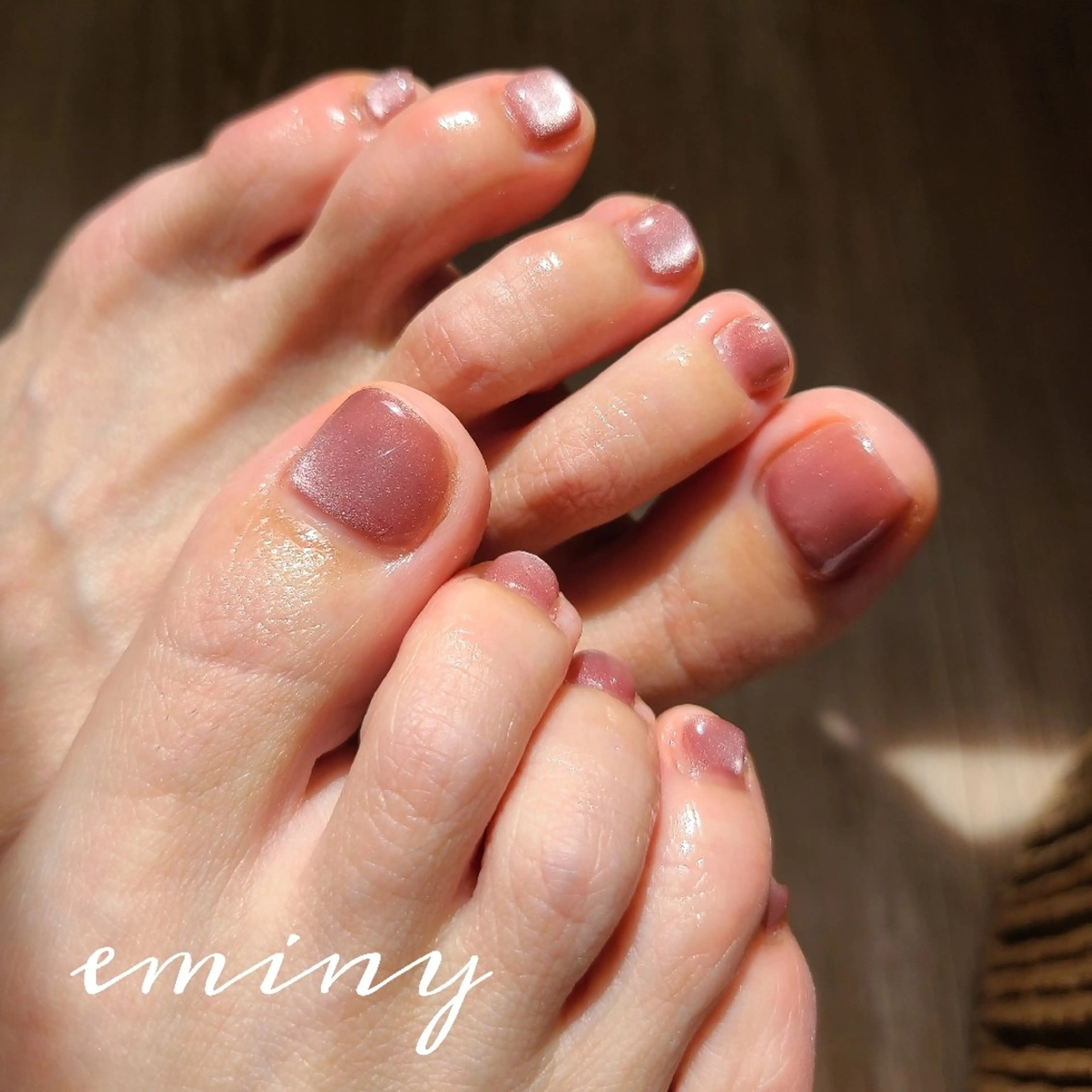 ネイル フットネイル マグネットネイル マグネットワンカラー ワンカラーネイル nail salon  eminyのネイルデザイン