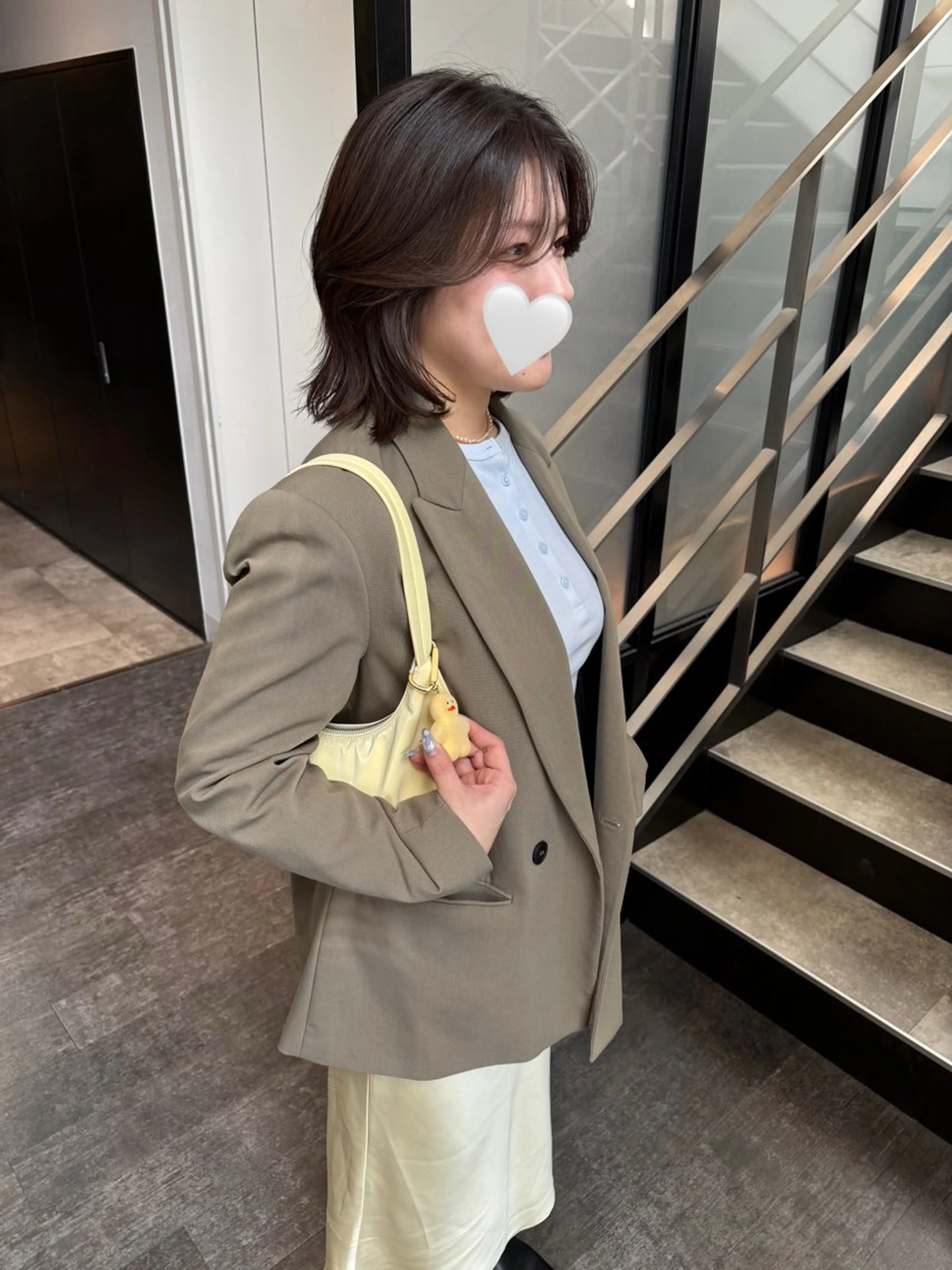 ショート カラー カット mao | 柔らか艶カラー🫧のヘアスタイル