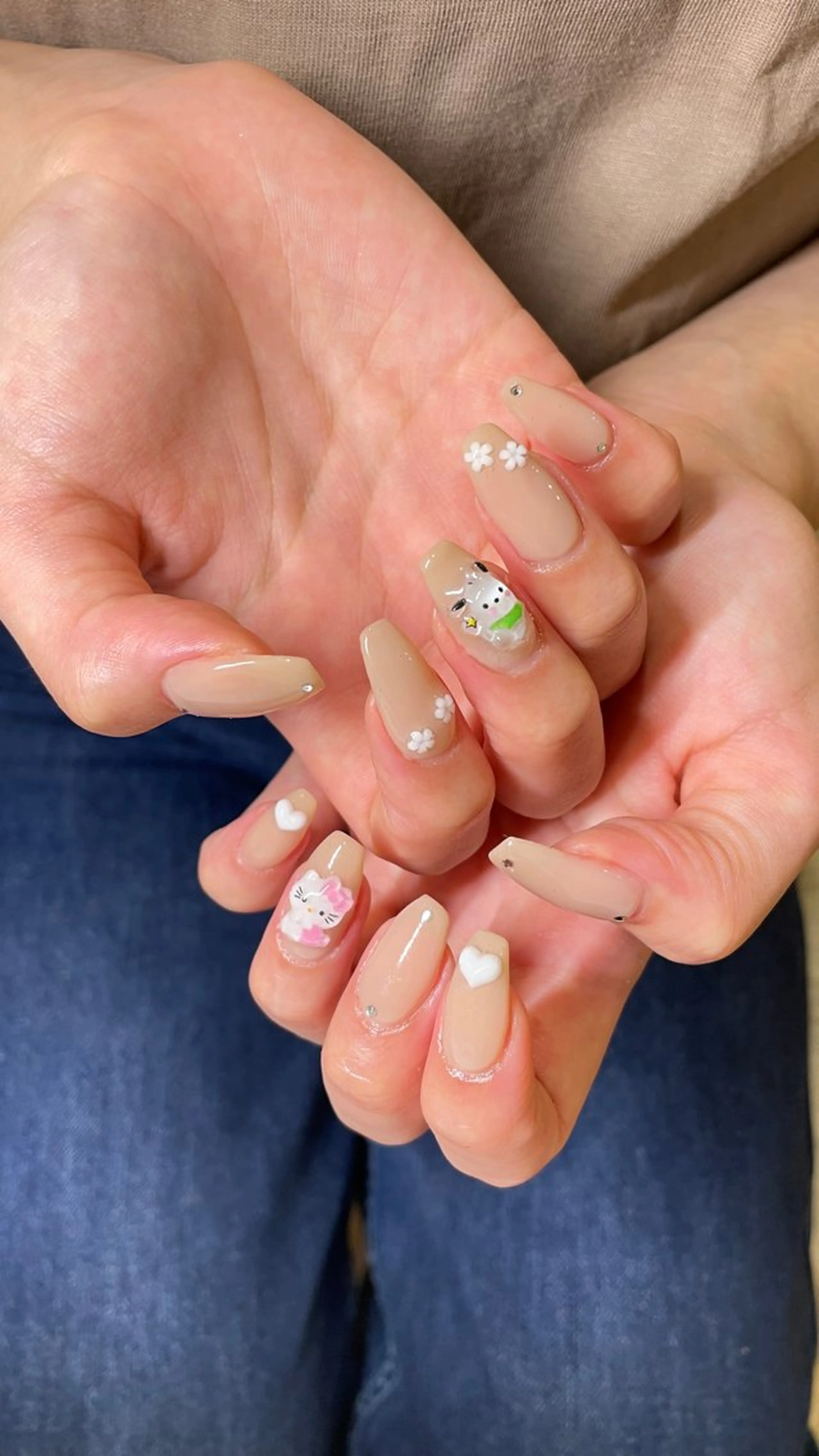 ネイル ハンドネイル 楢本 彩耶のネイルデザイン