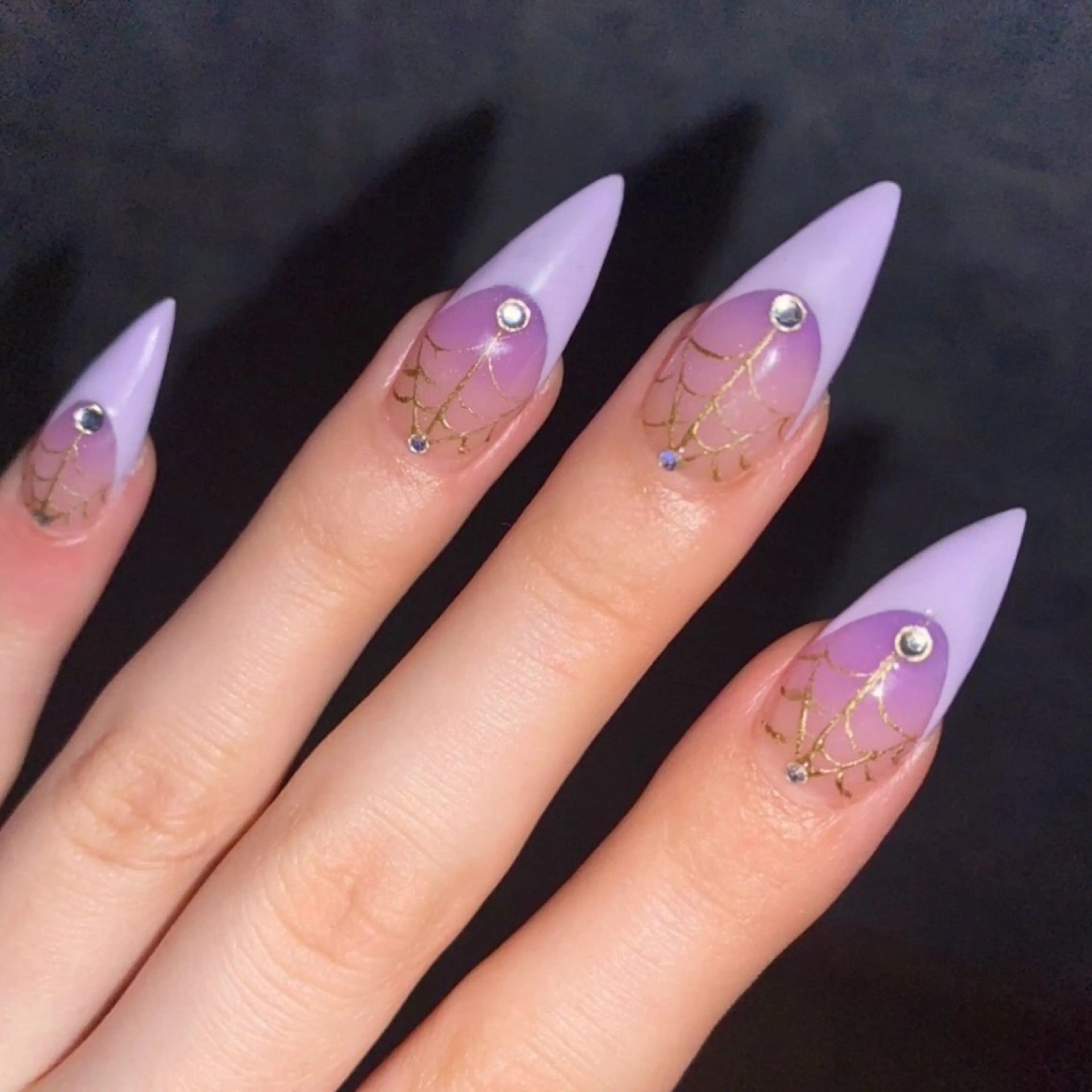 ネイル ストーンネイル ハンドネイル NAILSALON SOMI所属・町田 NAIL SALON SOMIのネイルデザイン