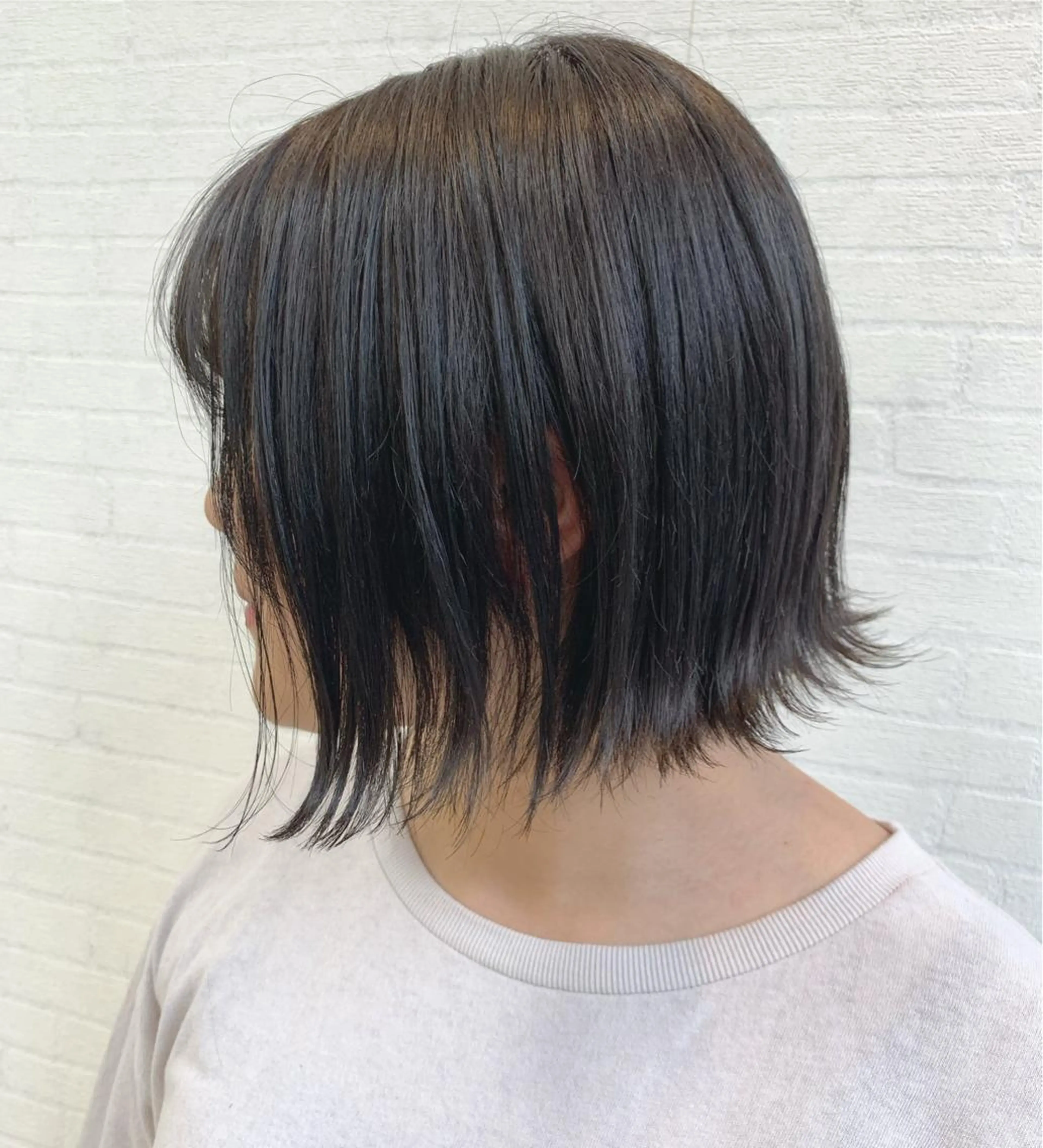 ショート カラー 切りっぱなしボブ ショートボブ ハンサムショート 黒髪 ボブ カット ヘアカラー トリートメント 初めてのショート お任せください✂️のヘアスタイル