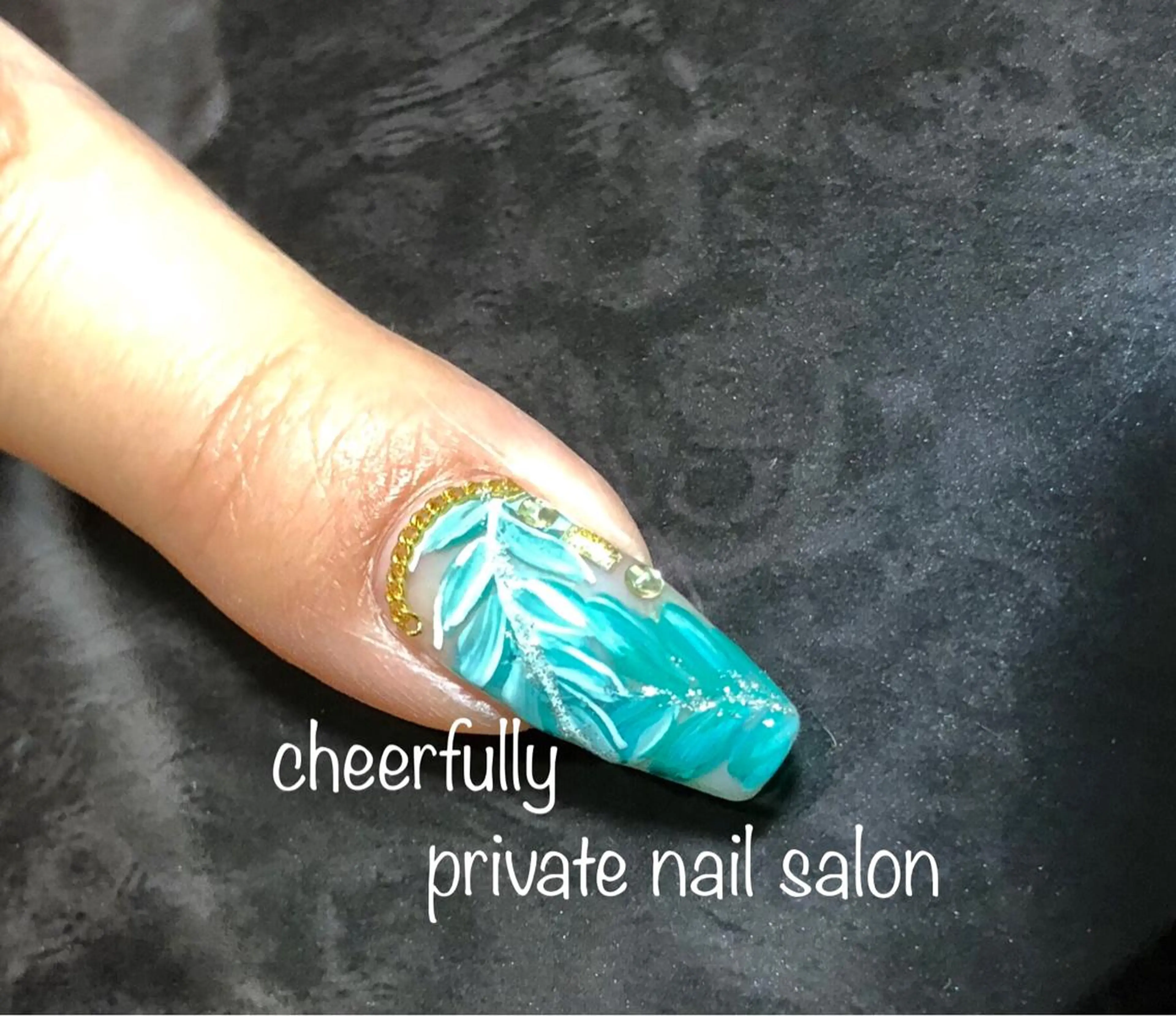 ネイル ハンドネイル ⭐️ cheerfullyのネイルデザイン