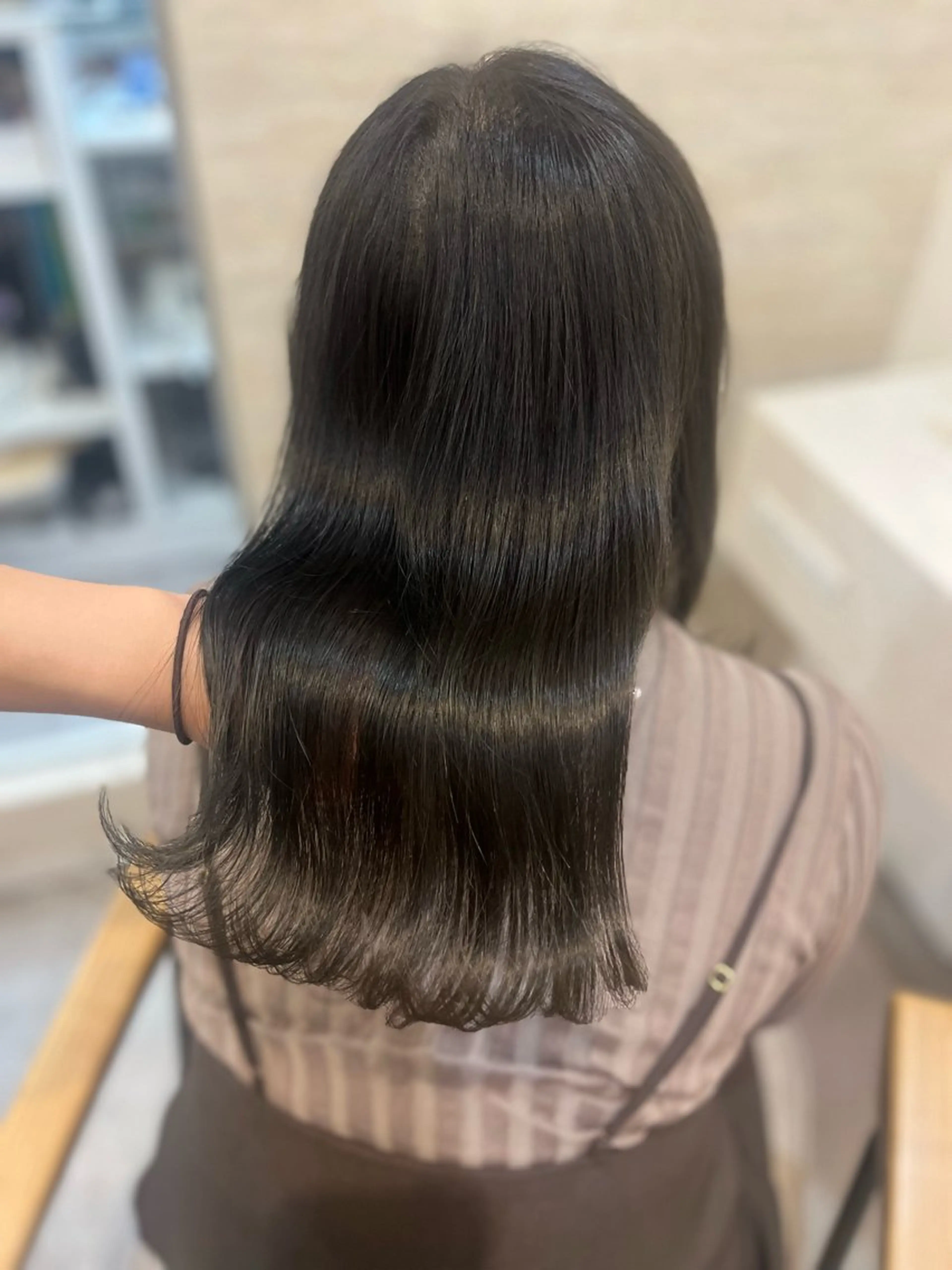 ミディアム アッシュ アッシュブラウン ヘアカラー トリートメント 🦋Yui🦋透明感 /ベージュ/髪質改善のヘアスタイル