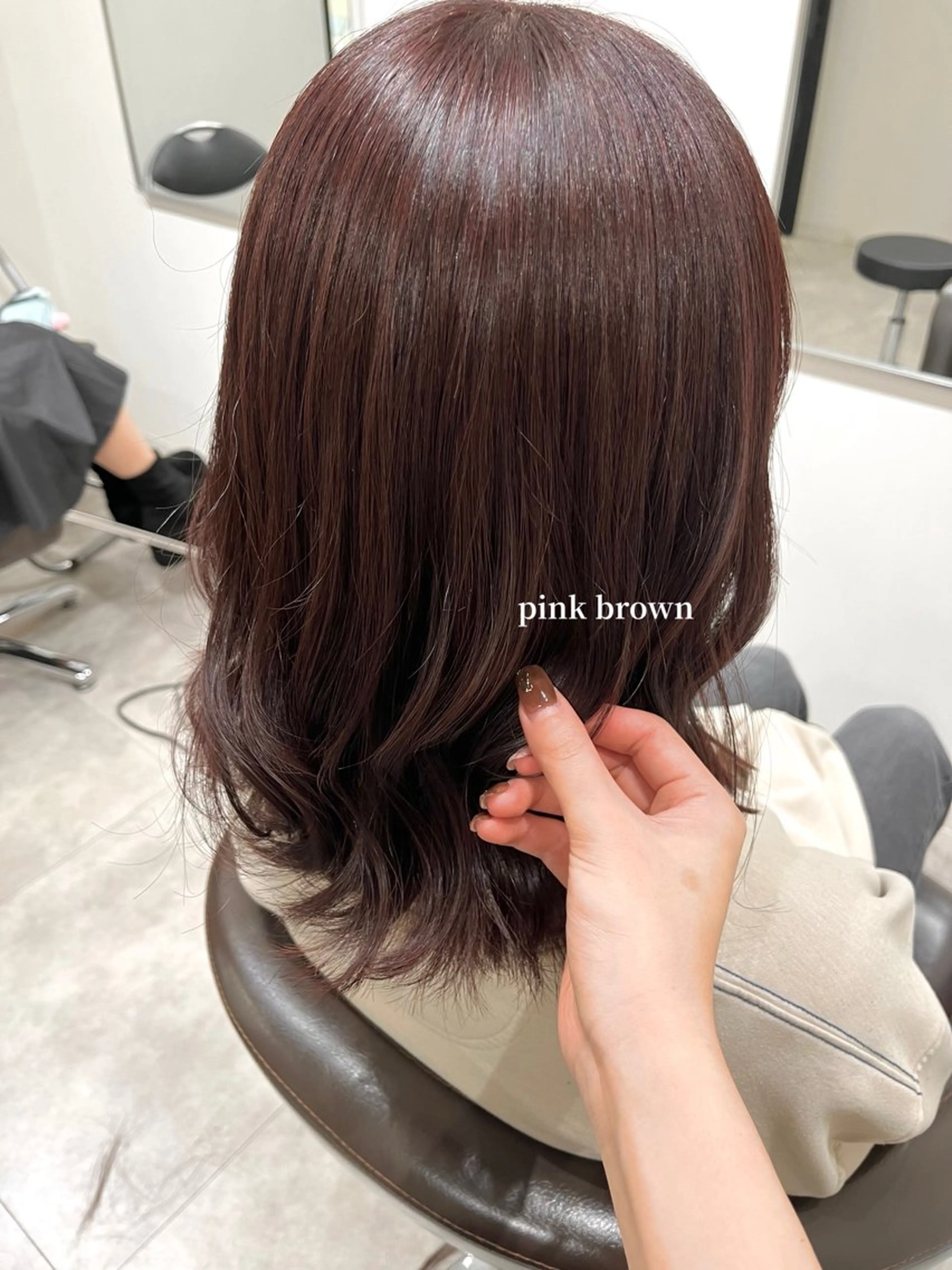 セミロング カラー 柔らかオリーブ🌿 HIMARI🌻のヘアスタイル