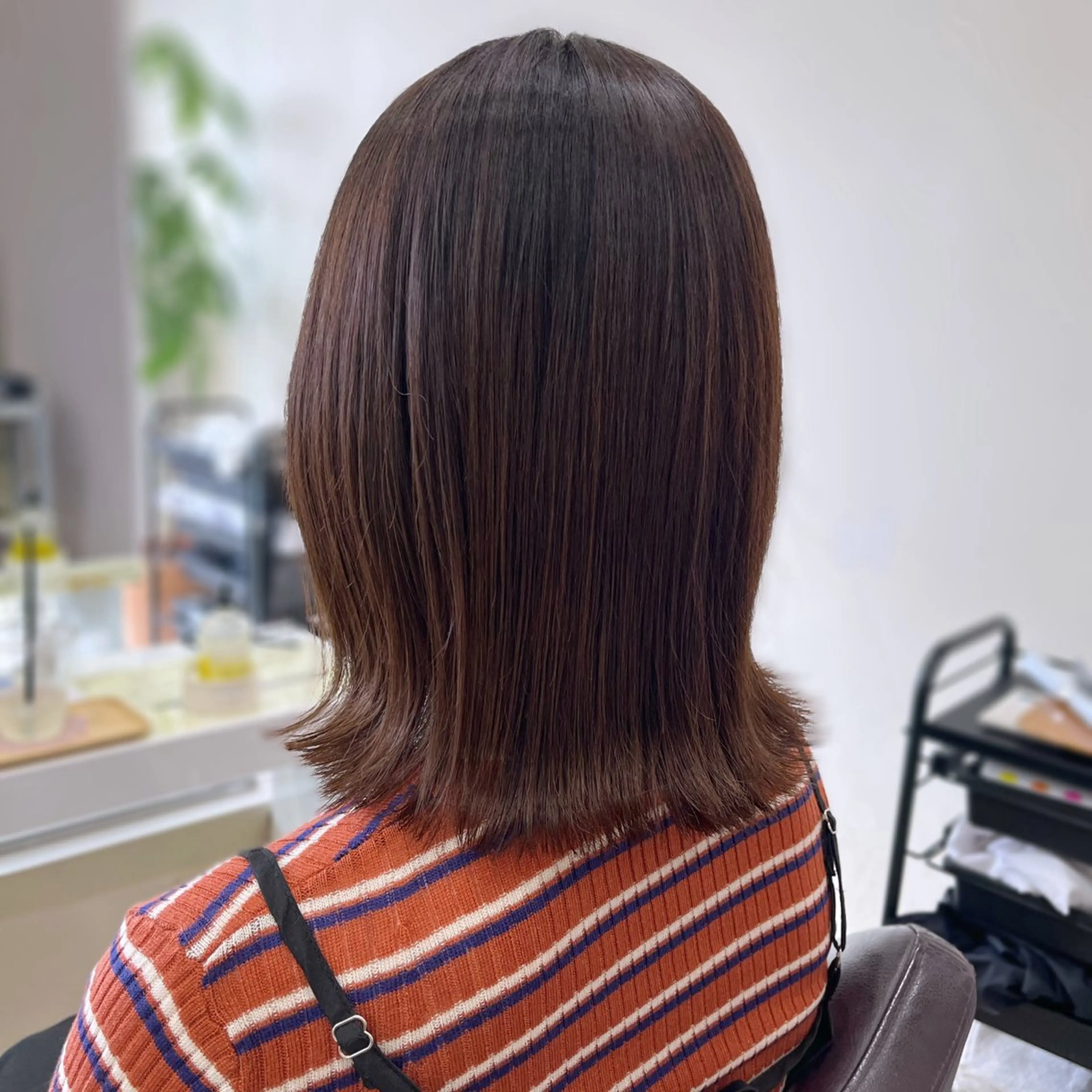 ミディアム カット ヘアカラー 赤みなしカラー/梅田 /レイヤー/IORIのヘアスタイル