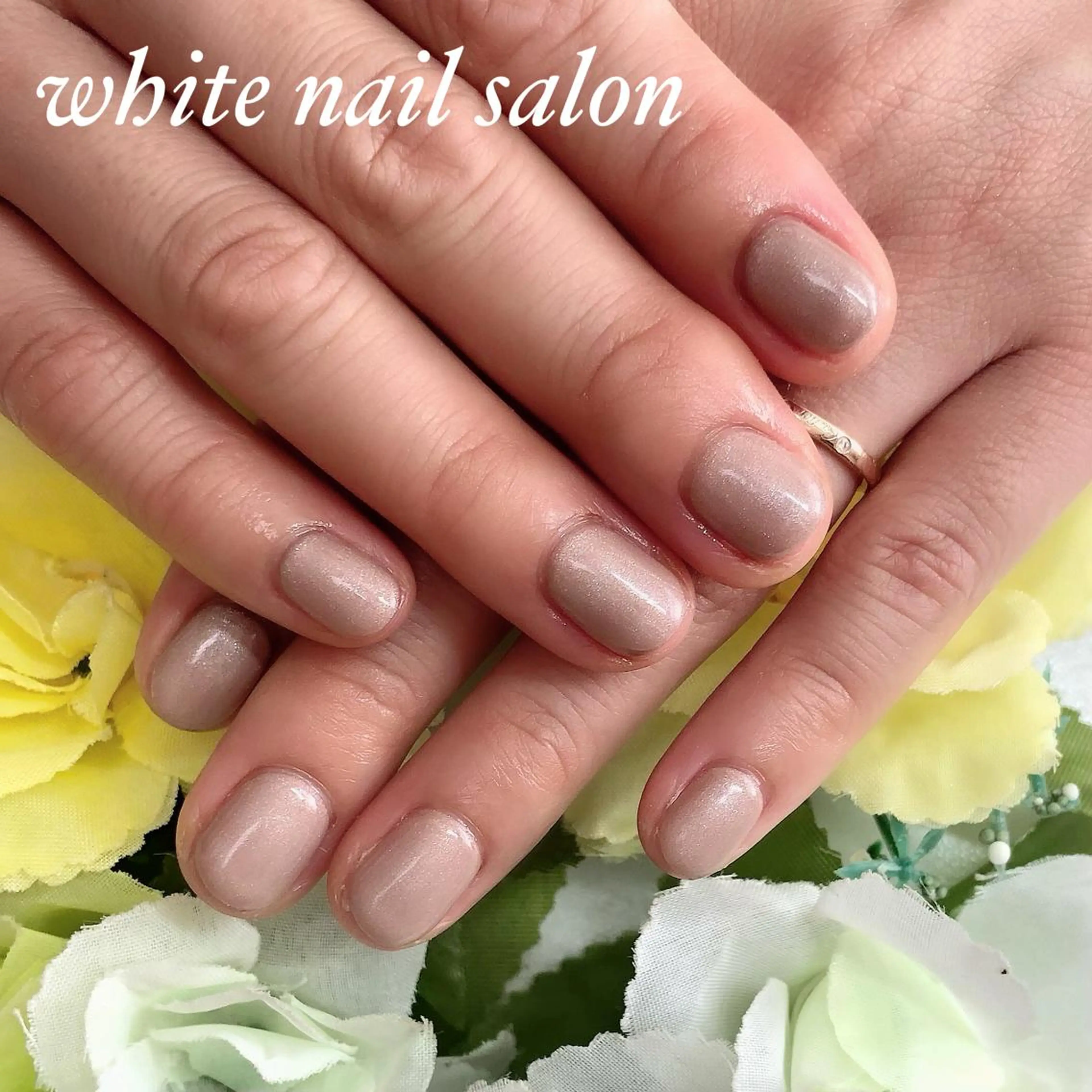 ネイル ジェルネイル ハードジェル 持ち込み シンプルネイル ソフトジェル white nail salonのネイルデザイン