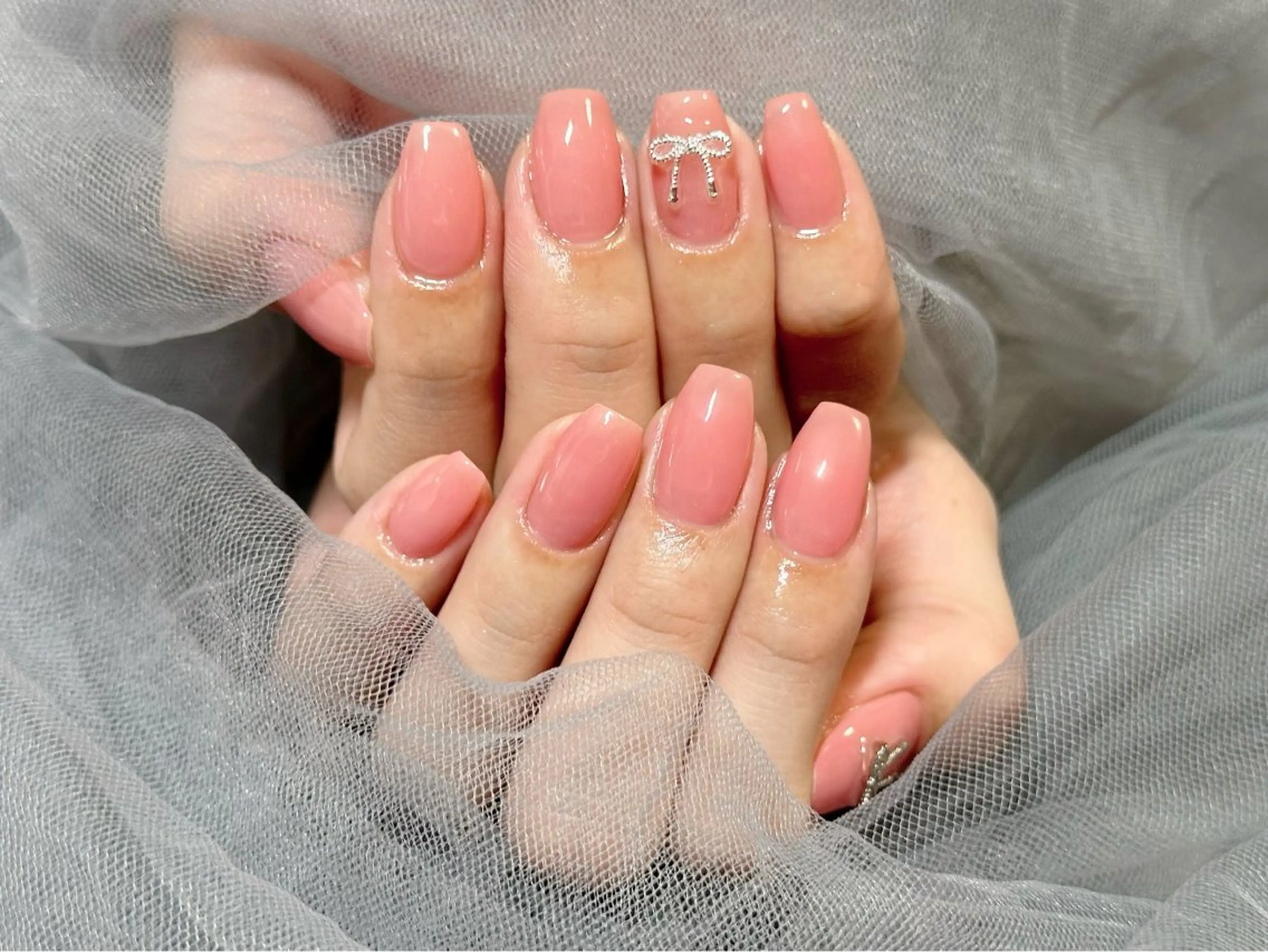 ネイル ピンク リボン シンプルネイル ハンドネイル Nail Salon KURELLYのネイルデザイン