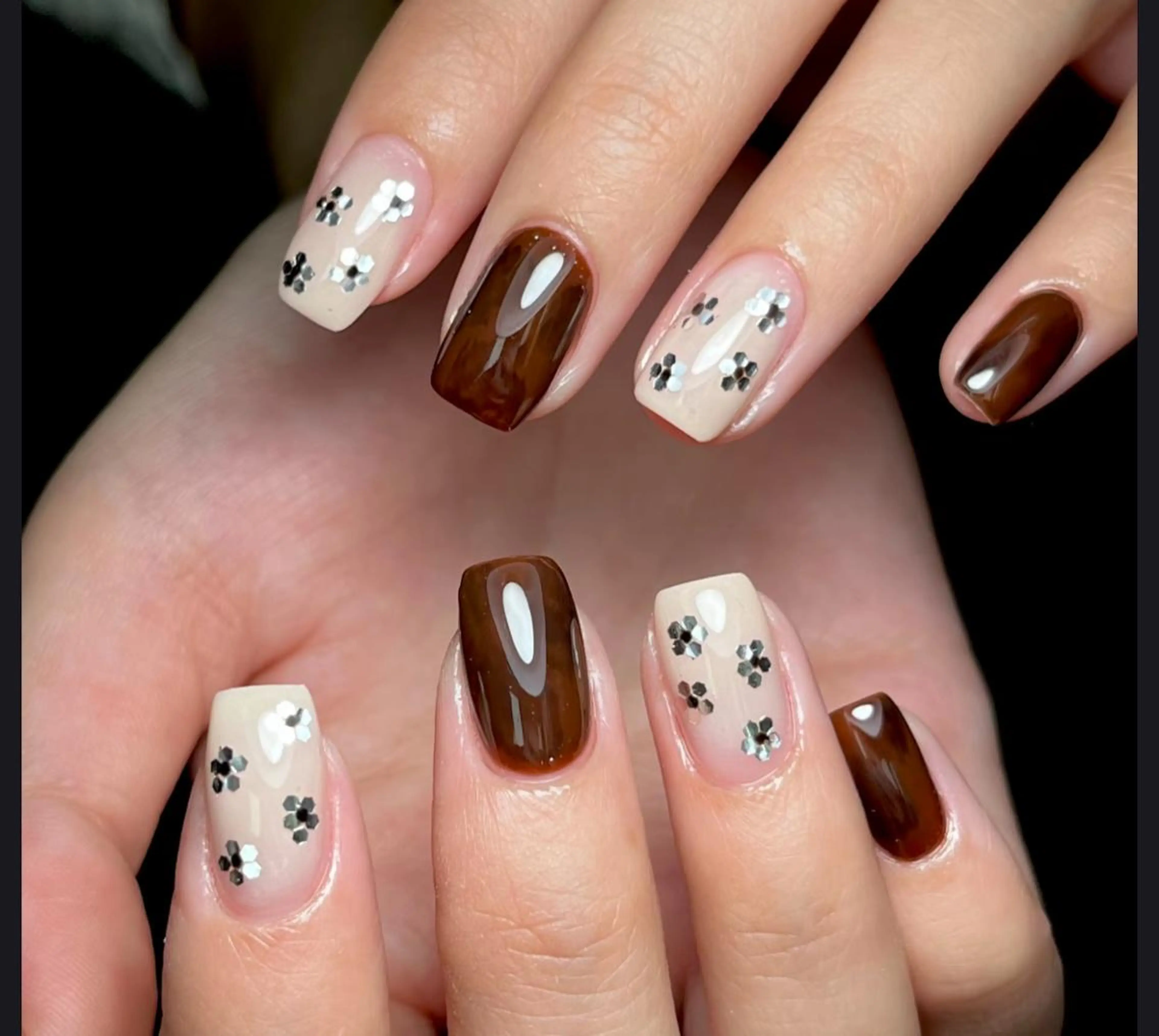 ネイル ハンドネイル 🎀 Ayaka_nailのネイルデザイン