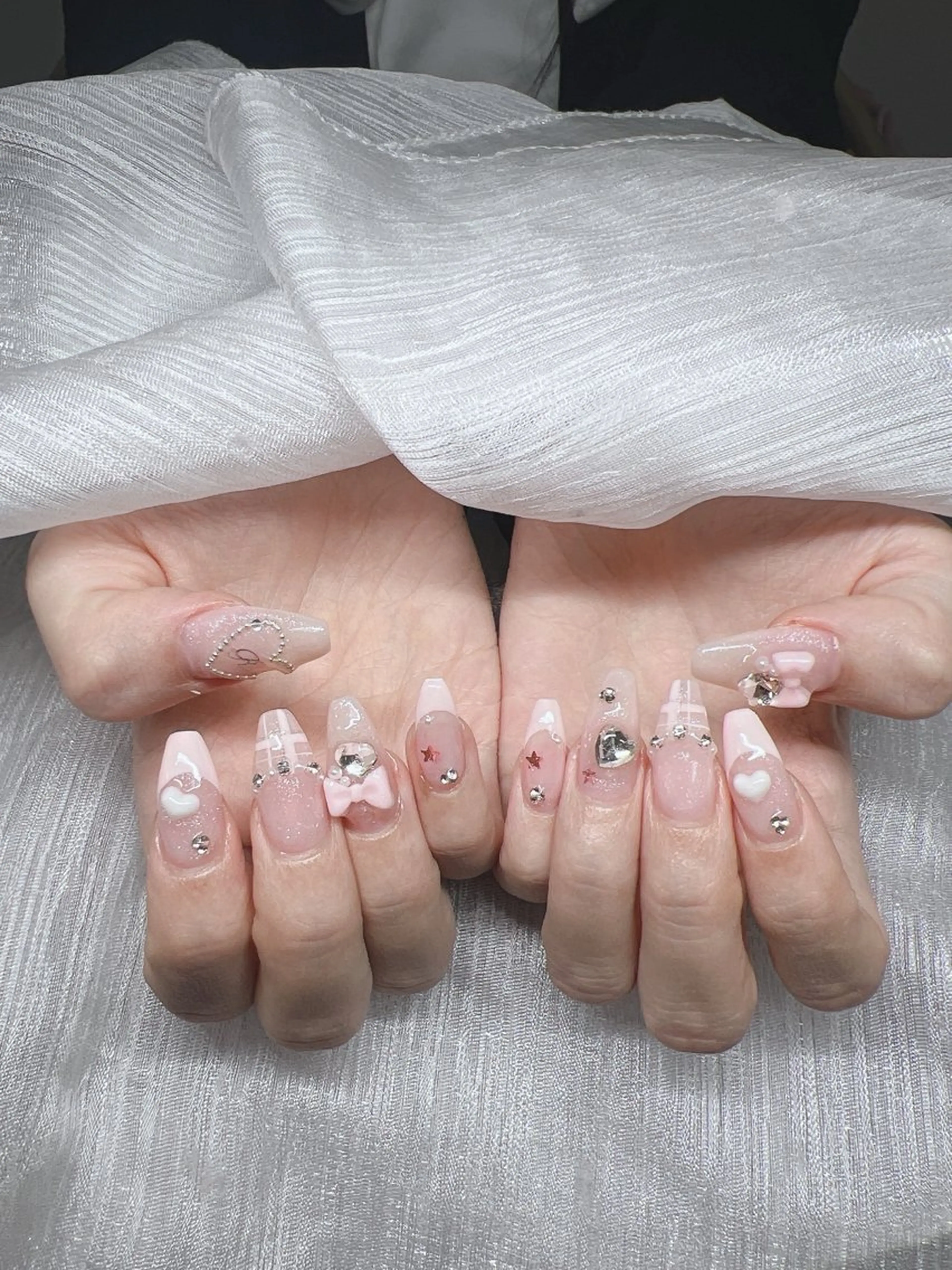 ネイル オーロラネイル チークネイル 長さ出し フットネイル フレンチネイル ハンドネイル Lee Nails チップ長さだし専門店のネイルデザイン