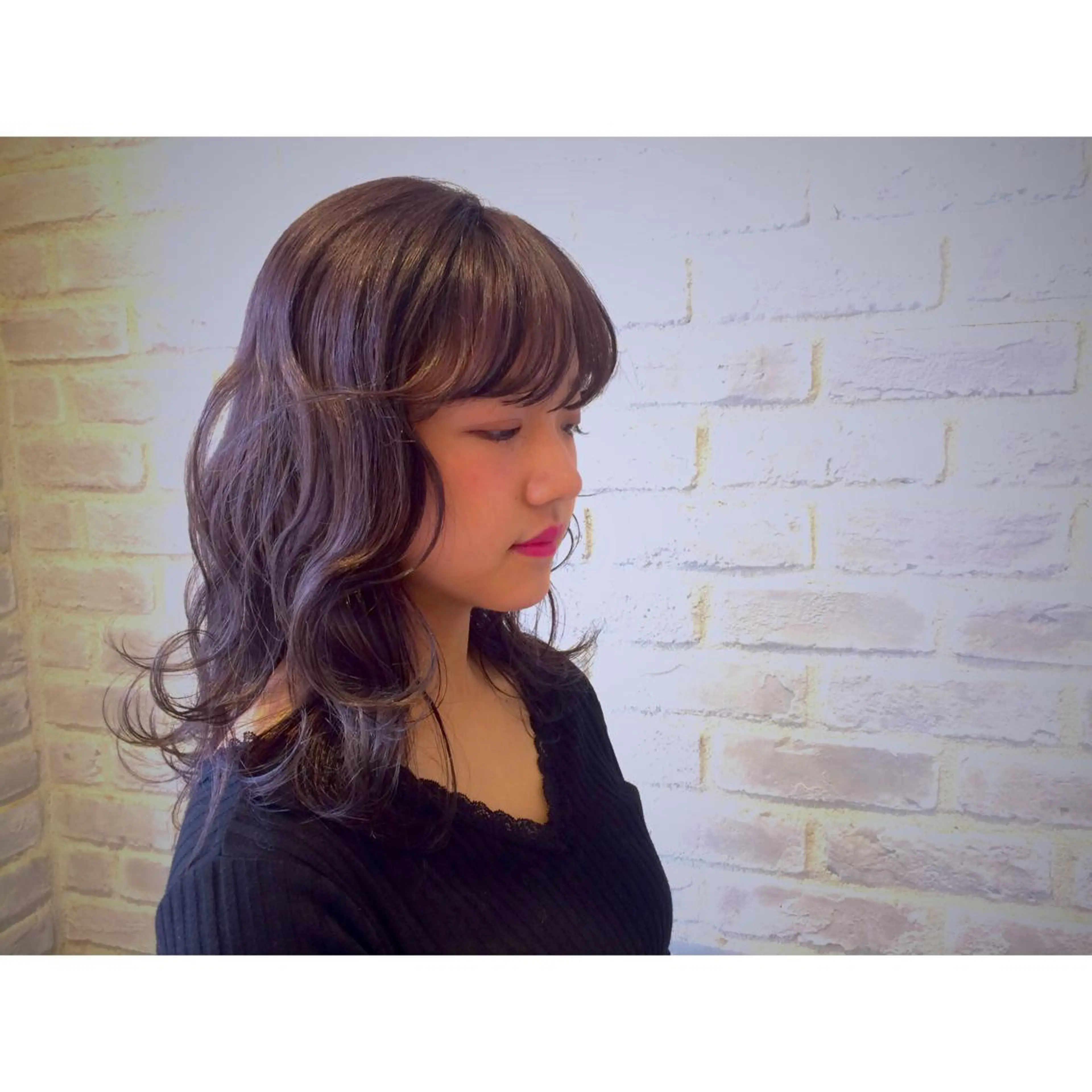 セミロング カラー ヘアアレンジ 藤井 菜緒のヘアスタイル