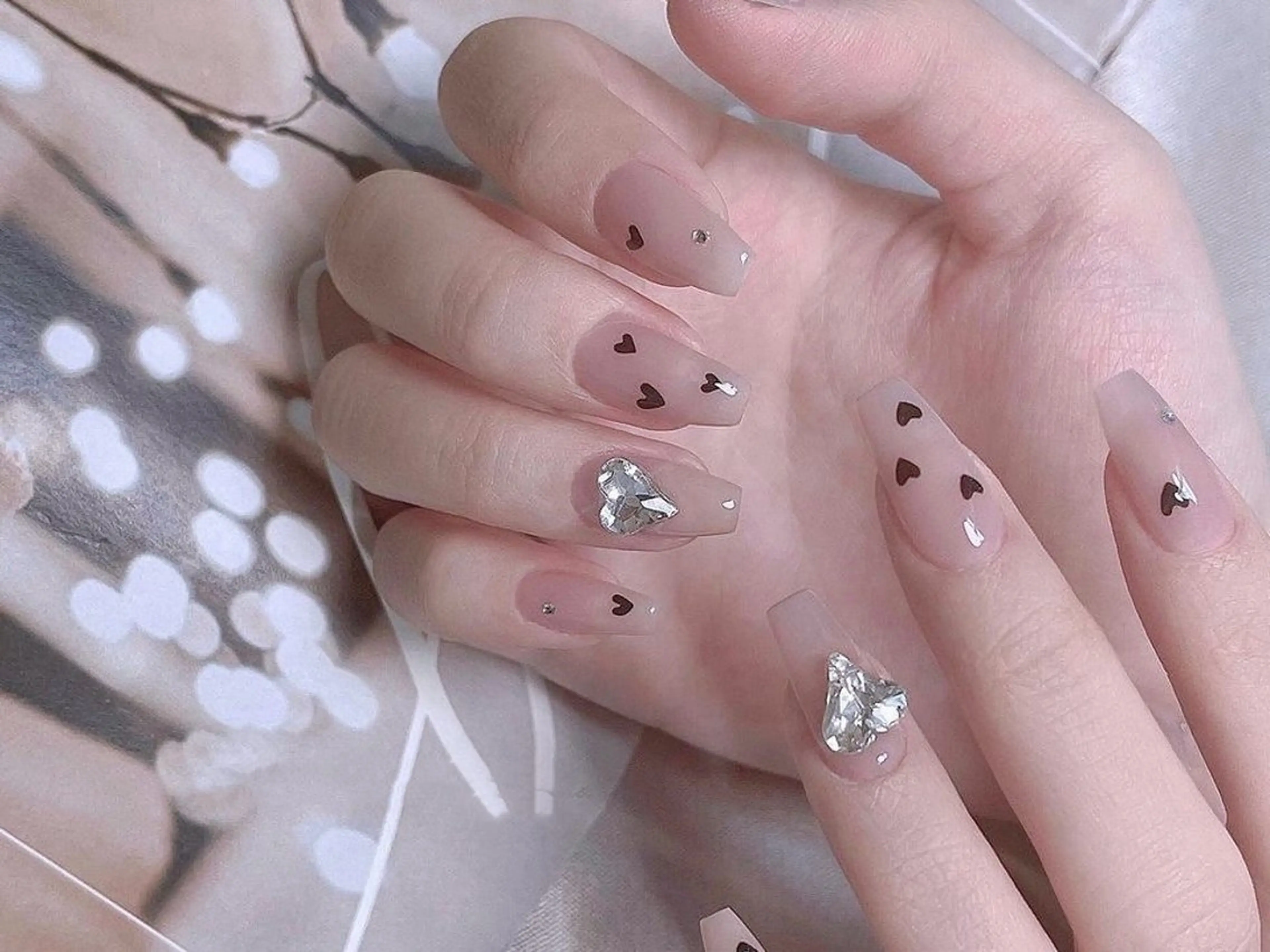 ネイル フレンチネイル ジェルネイル ハート 韓国ネイル マグネットネイル ハンドネイル ネイルサロン lotusのネイルデザイン