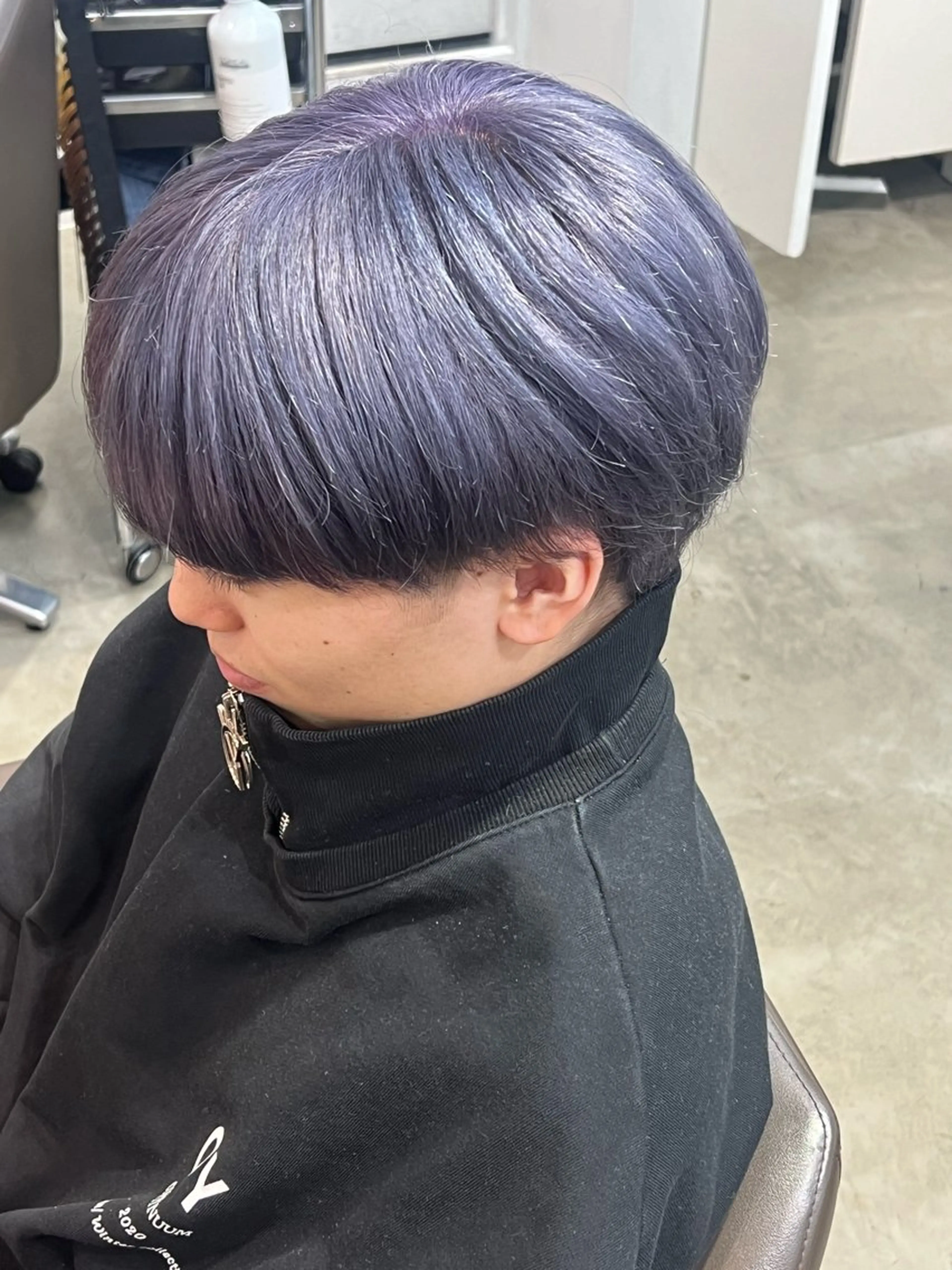 カラー 山中 欧輔のヘアスタイル