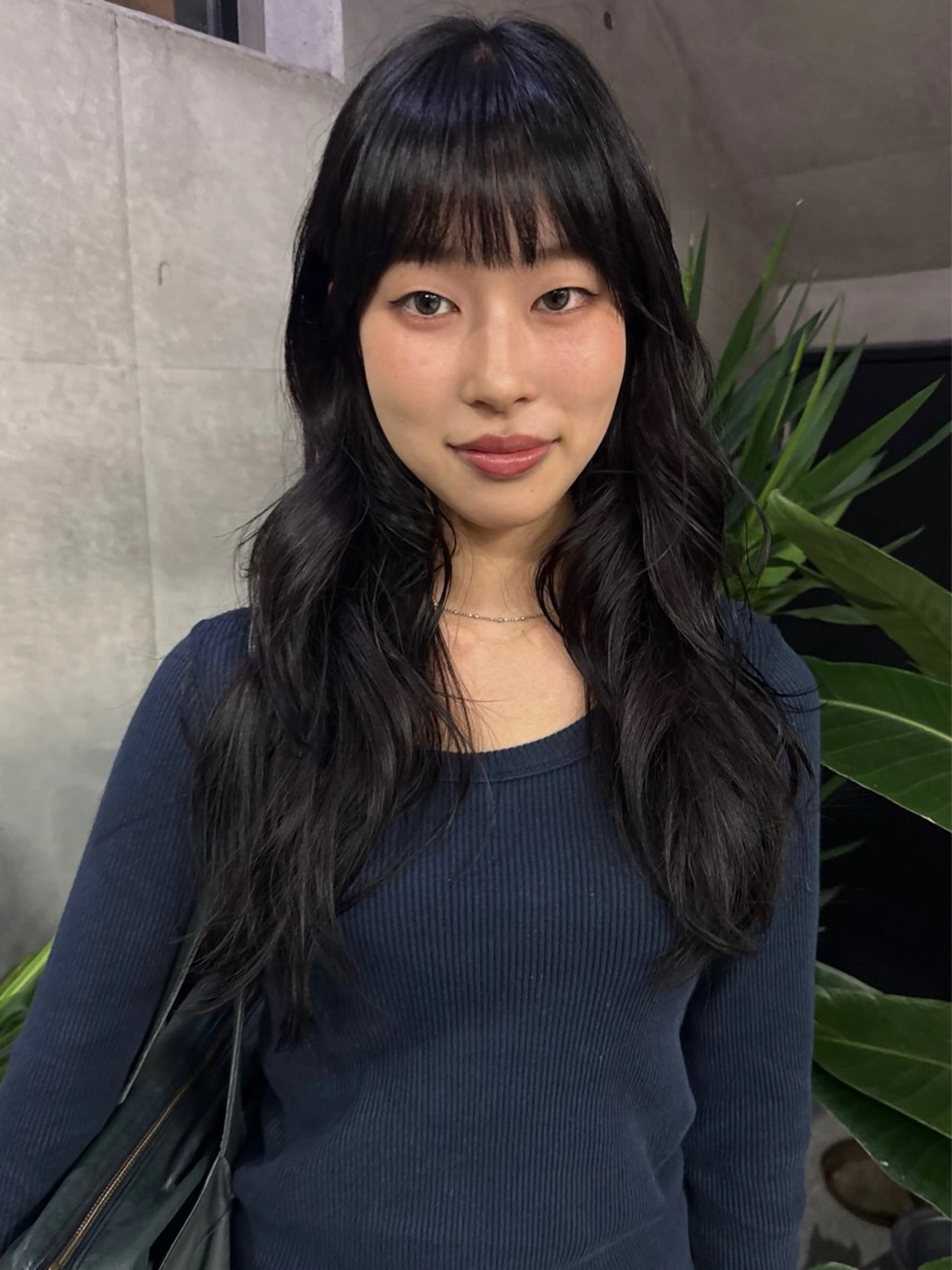 ロング ハッシュカット かきあげバング レイヤーカット シャギー サイドバング カット ヘアカラー 縮毛矯正 トリートメント レイヤーカット\ウル フ　chinatsuのヘアスタイル