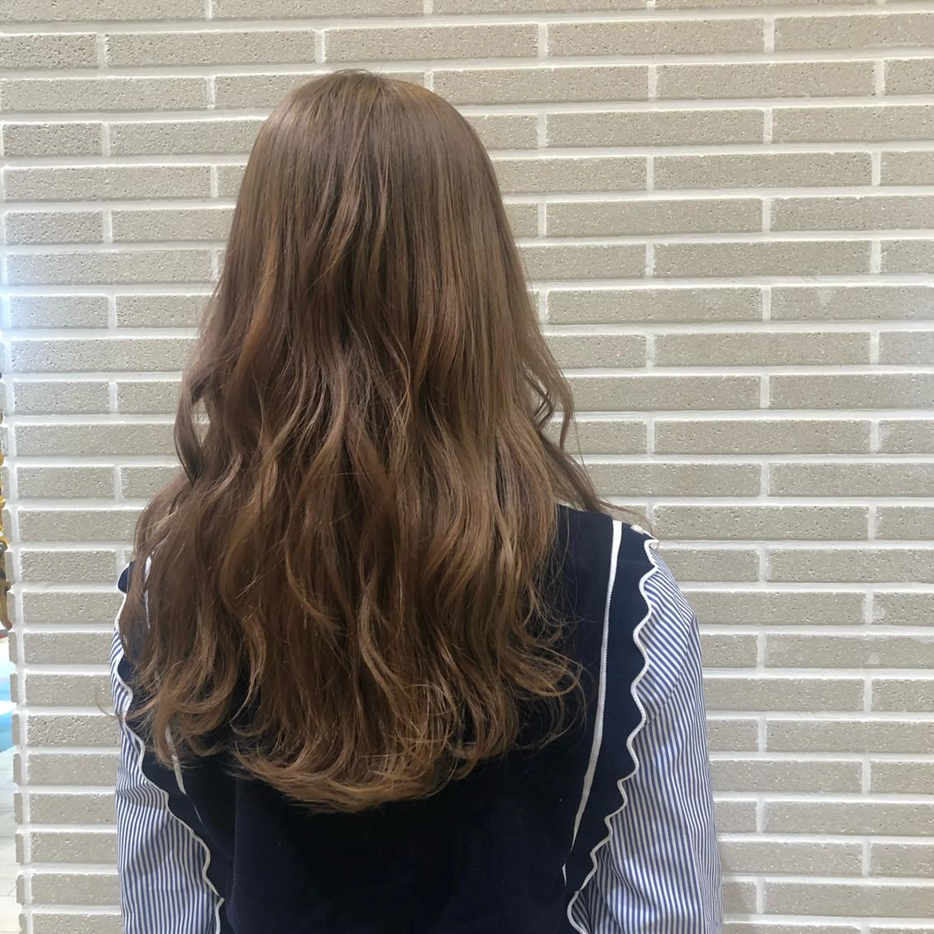 ロング カット ヘアカラー トリートメント 植田 菜月のヘアスタイル