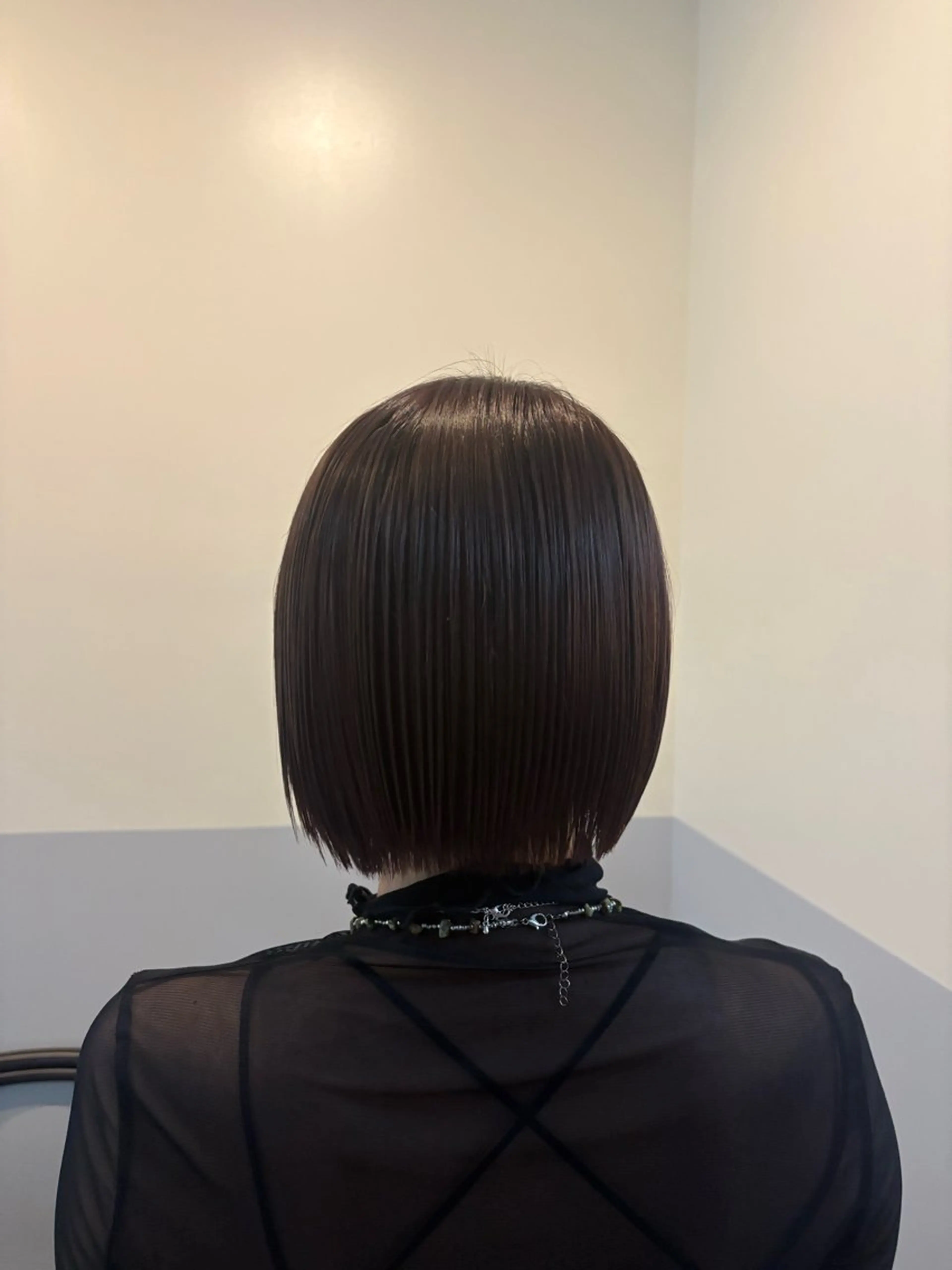 ショート ヘアカラー 鈴木 美由華／透明感カラーのヘアスタイル