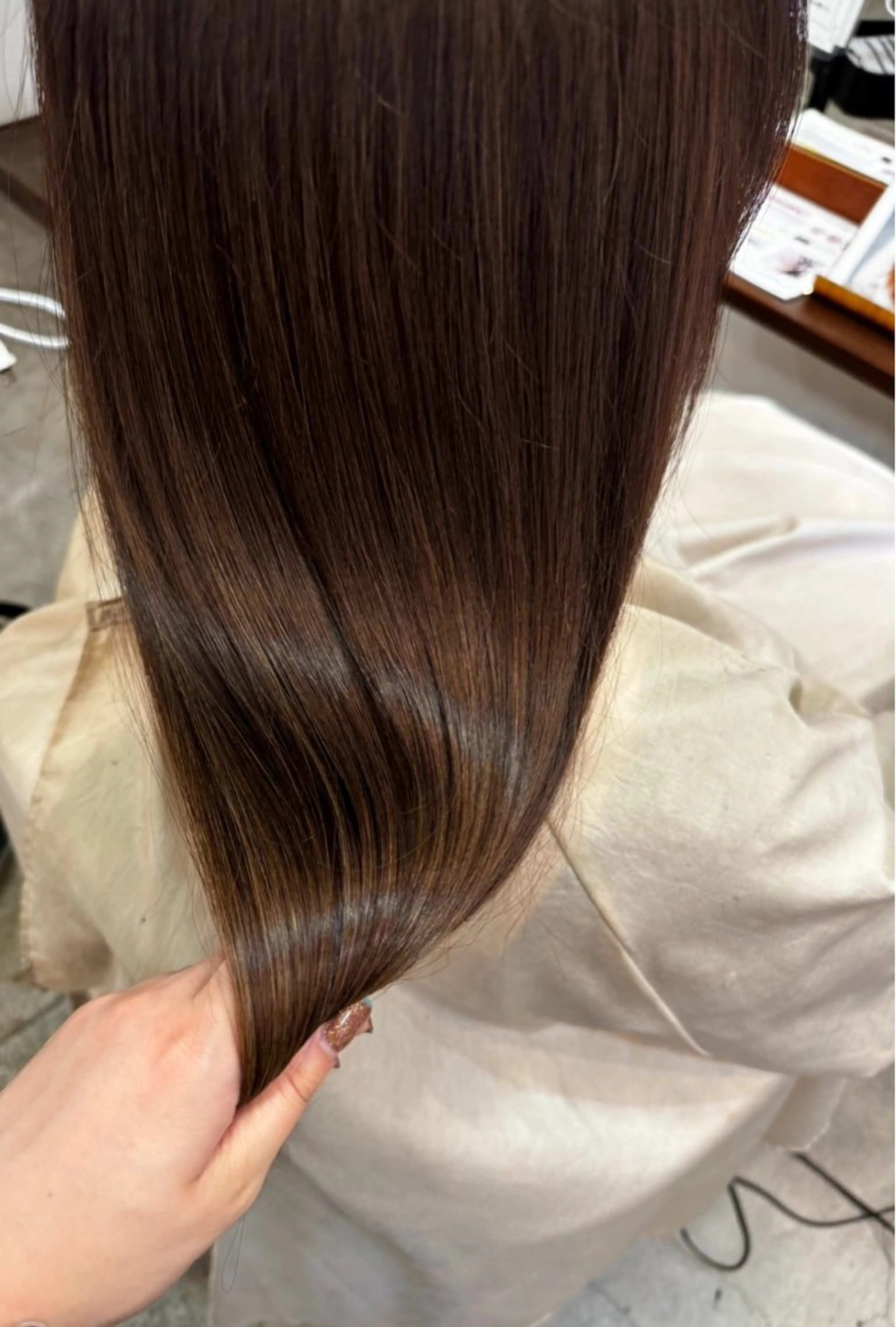 ロング 上村 音寧のヘアスタイル