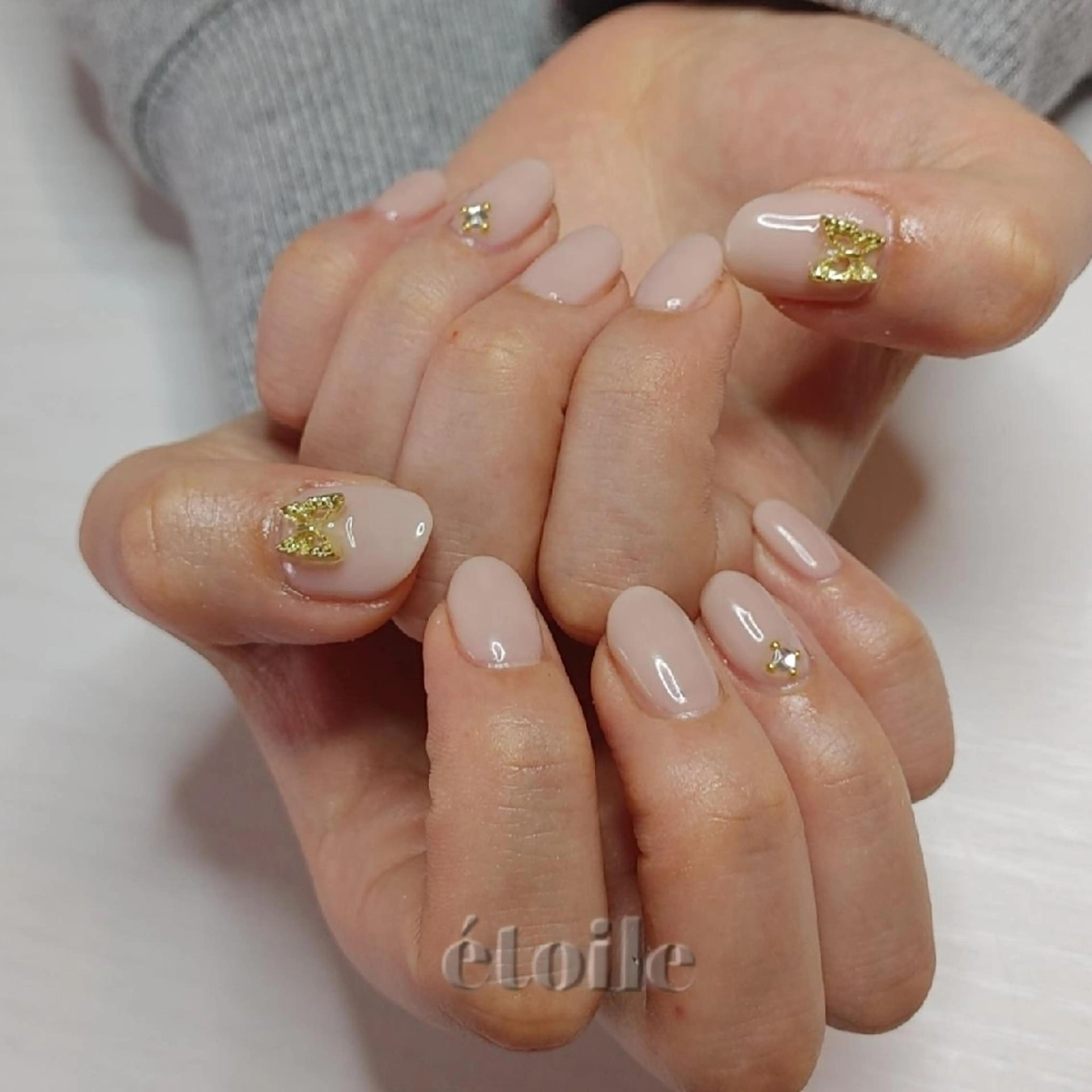 ネイル ハンドネイル ハンドケア étoile(エトワール)所属・山田 可愛のネイルデザイン