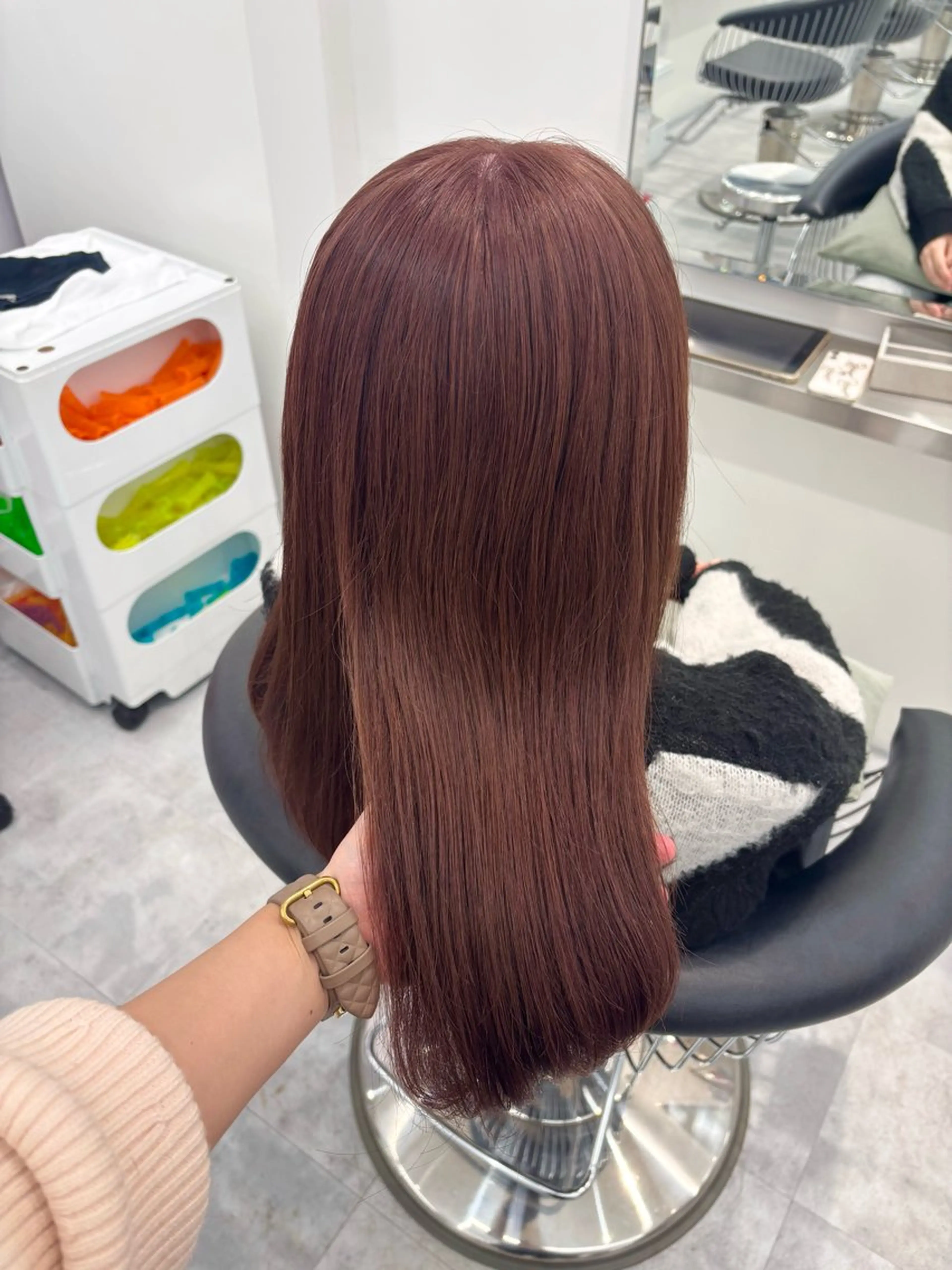 セミロング ヘアカラー ParveMix 🪽鳥取彩花のヘアスタイル