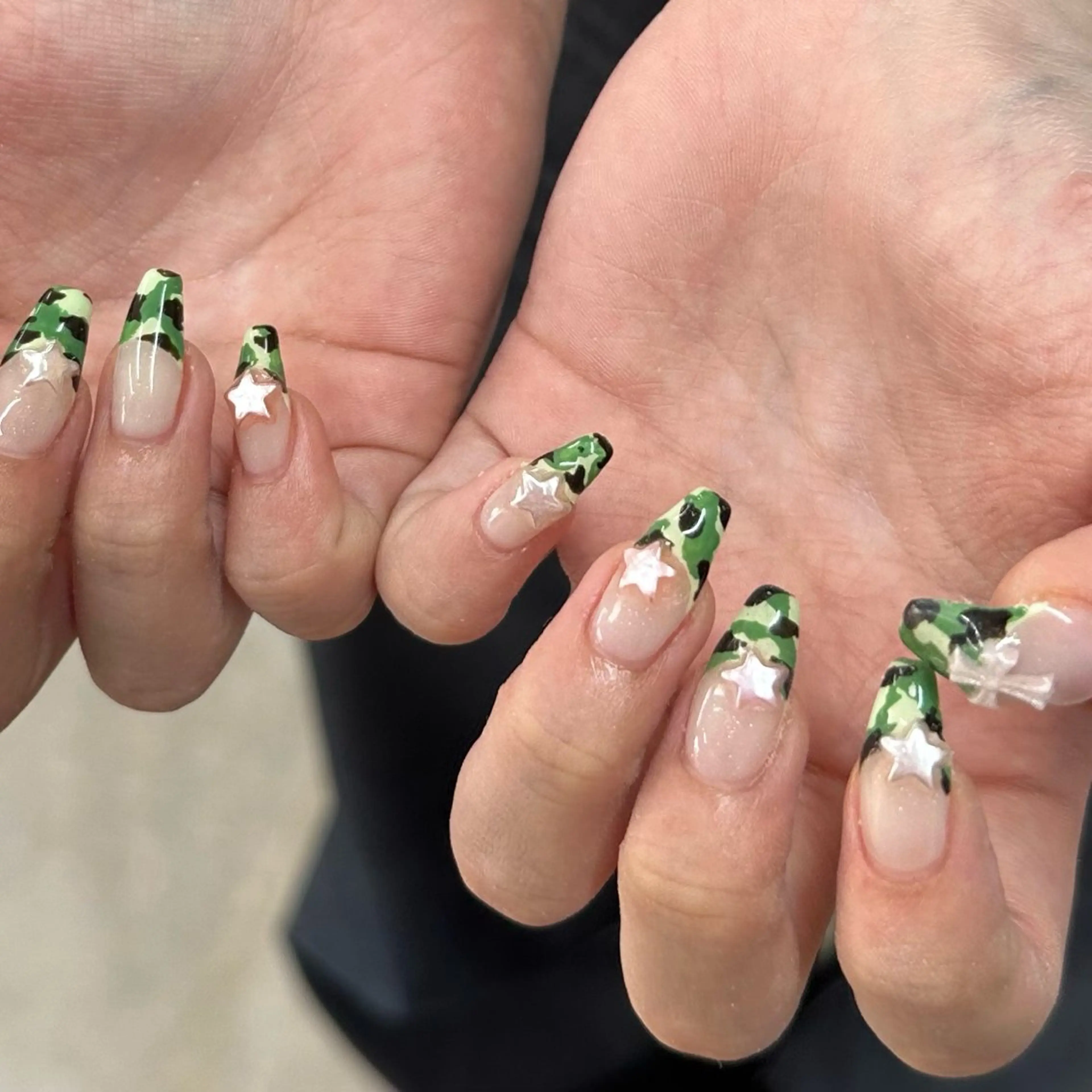 ネイル ハンドネイル フットネイル YukaRyu /癖デザインのネイルデザイン