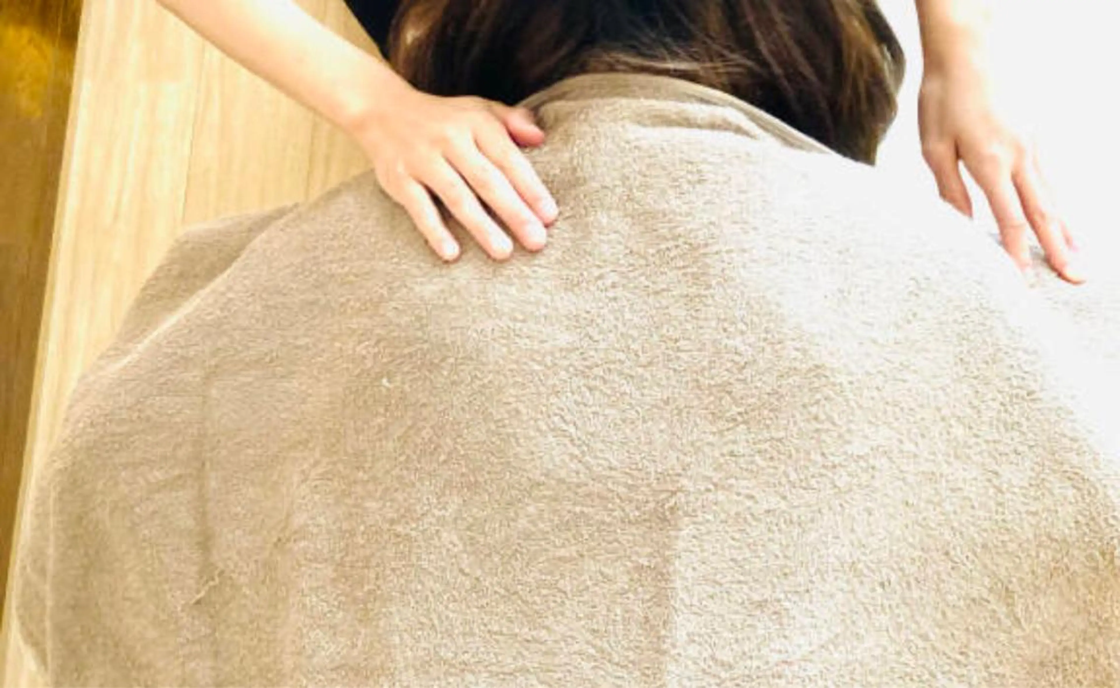 首肩こり/腰痛解消（お洋服着たまま美容整体75分）の写真