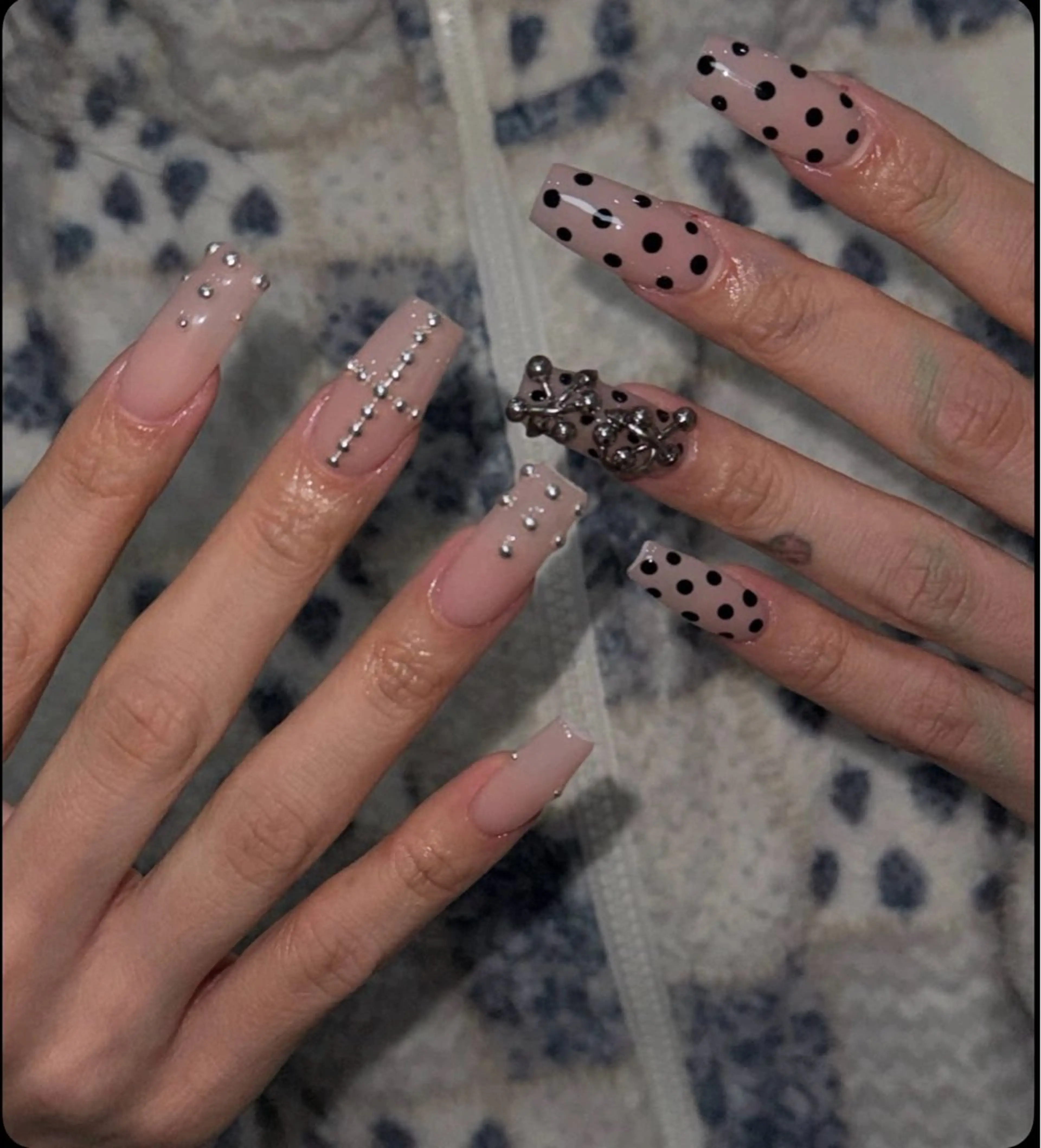 ネイル ハンドネイル RIKO REMIのネイルデザイン