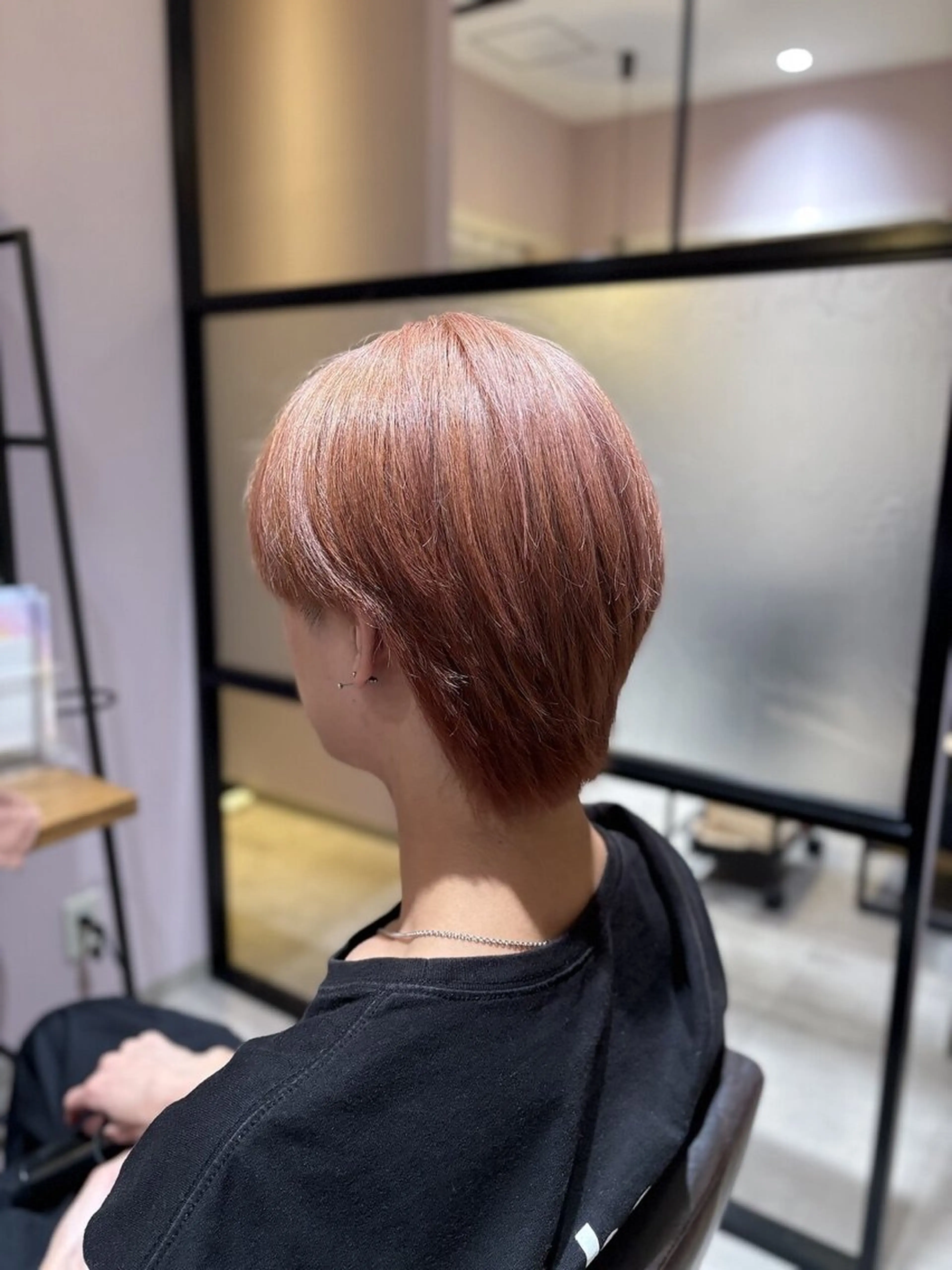 カラー 西原 愛紗のヘアスタイル