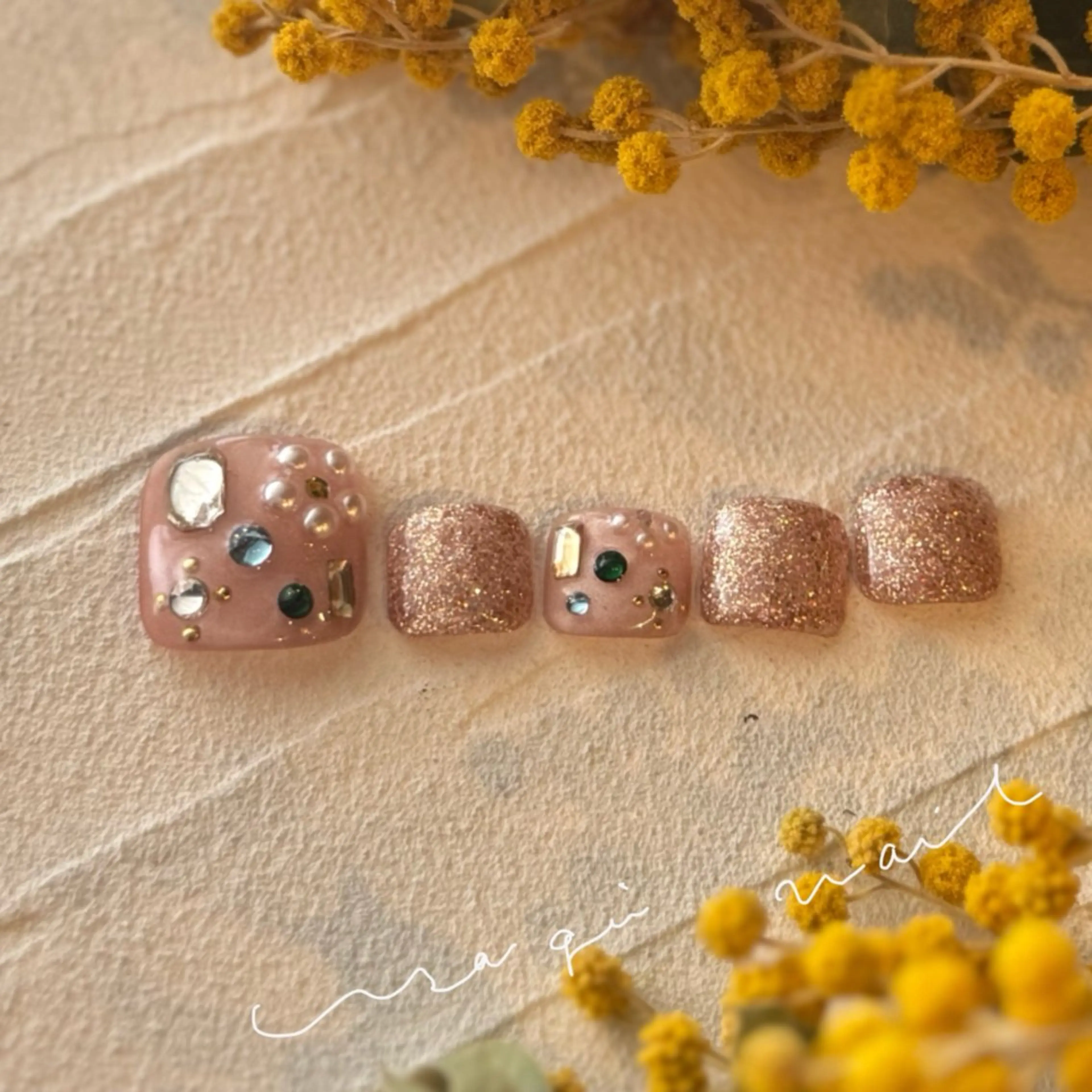 ネイル フットネイル usagi nailのネイルデザイン